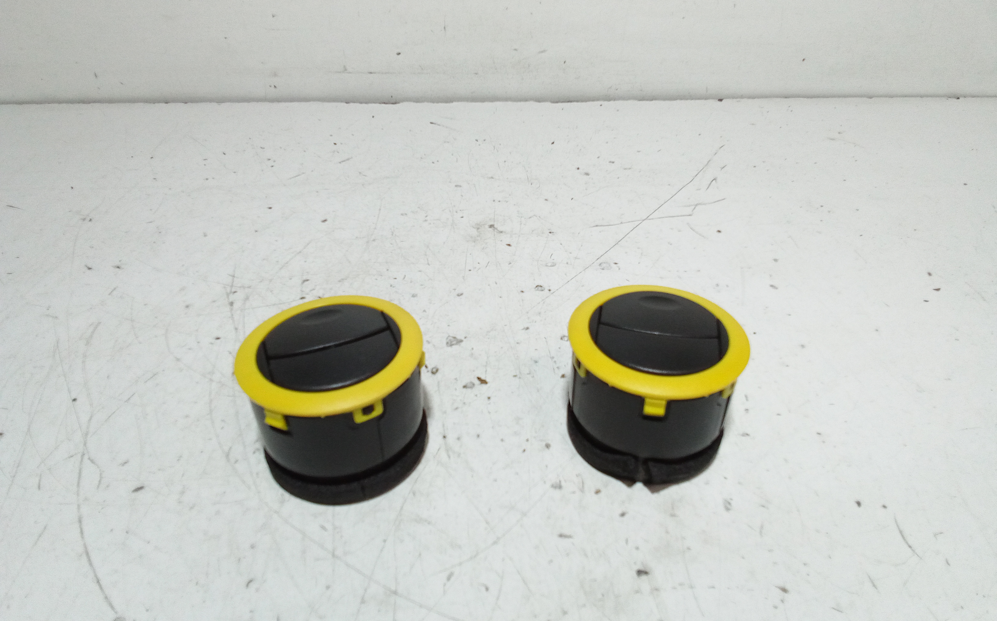 Condotto Aria Bocchette Centr. Sup. Cruscotto Usato