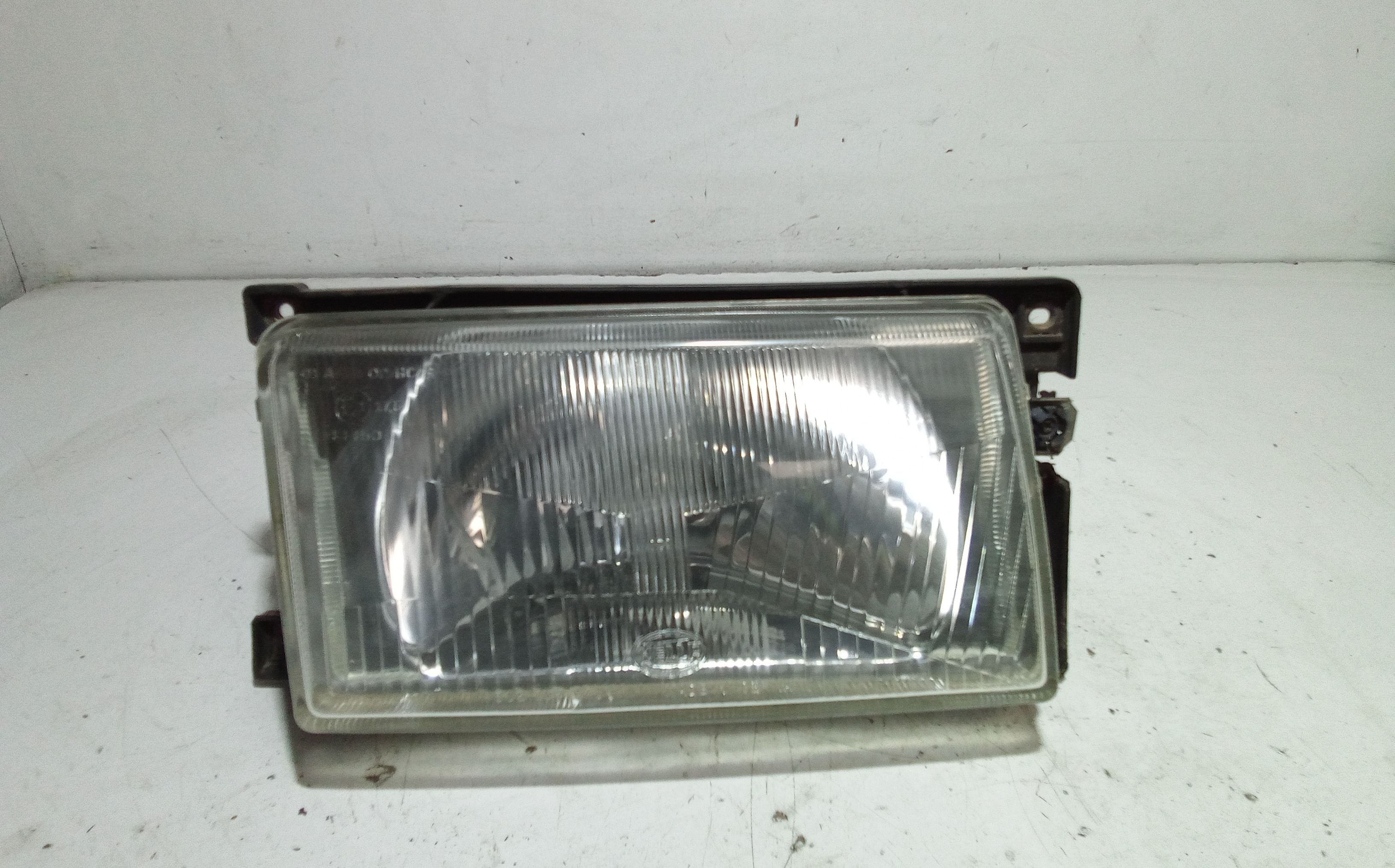 Proiettore Destro Usato