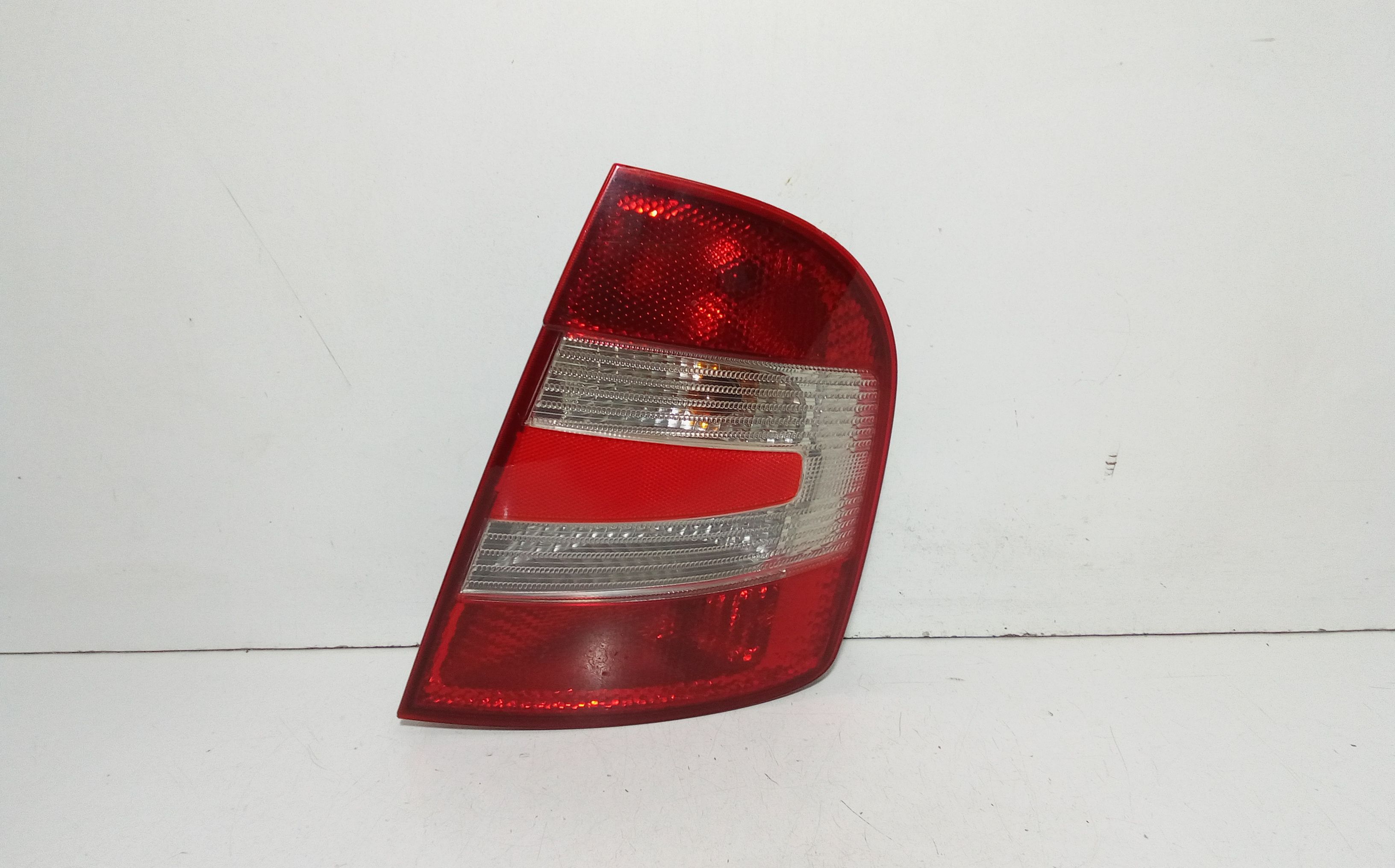 Fanale Post. Destro 6Y6945112C Usato