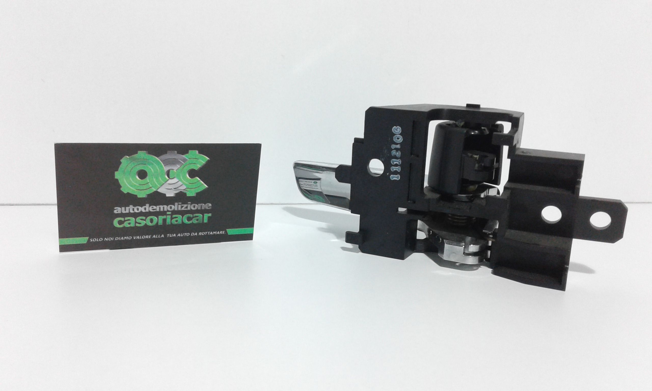 Maniglia Int. Apertura Porta Post. Sinistro 5716A479XB Usato