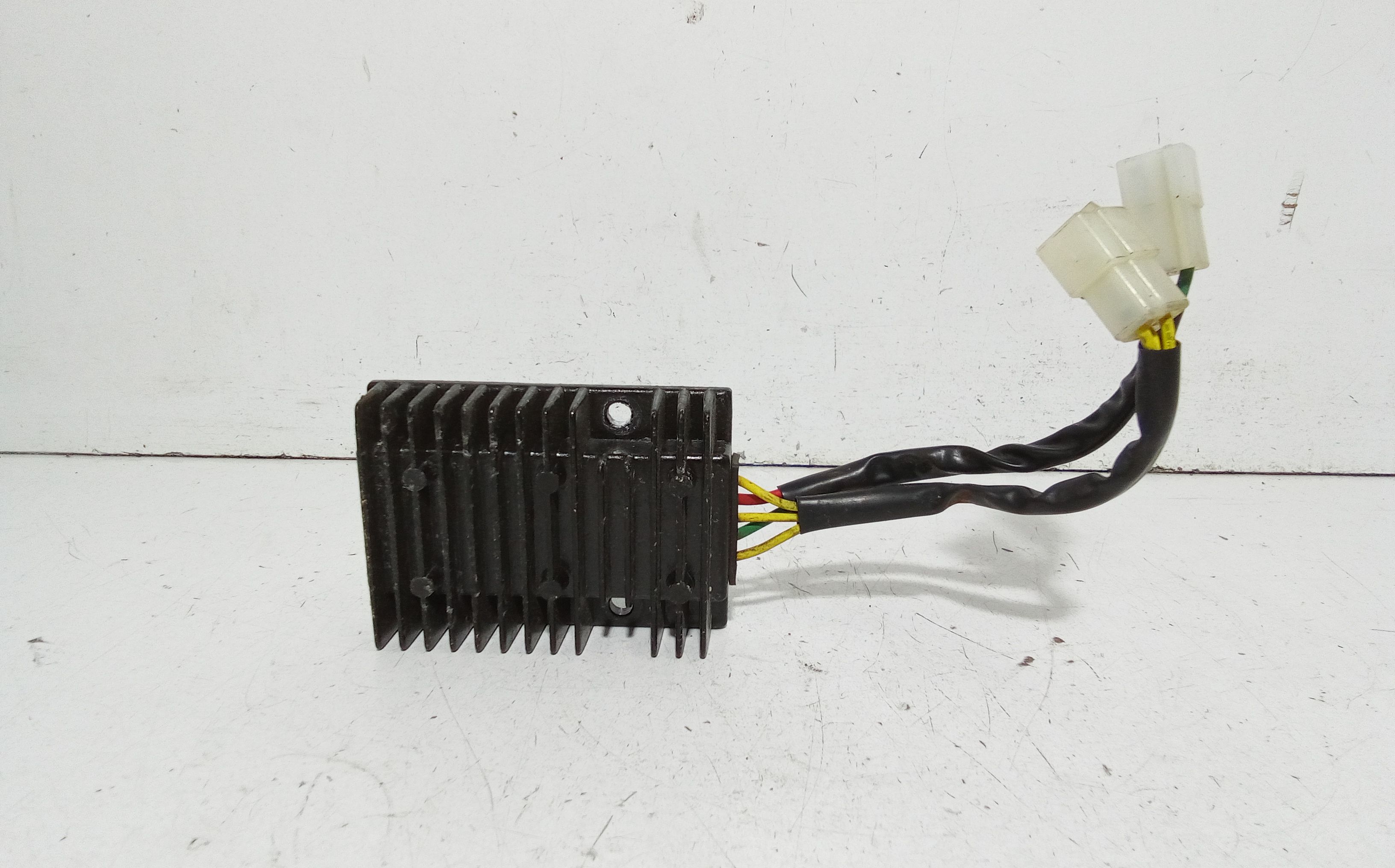 Regolatore Tensione Usato