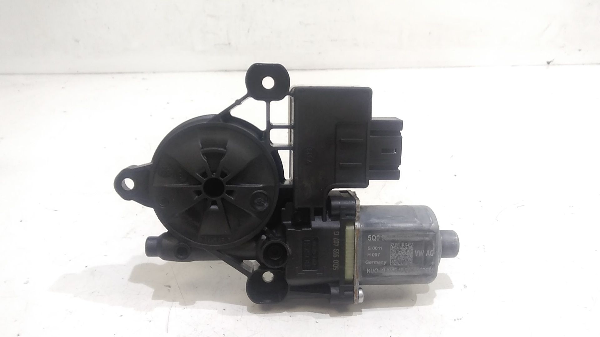 Motorino Alzacristallo Porta Post. Destro 5Q0959407C Usato