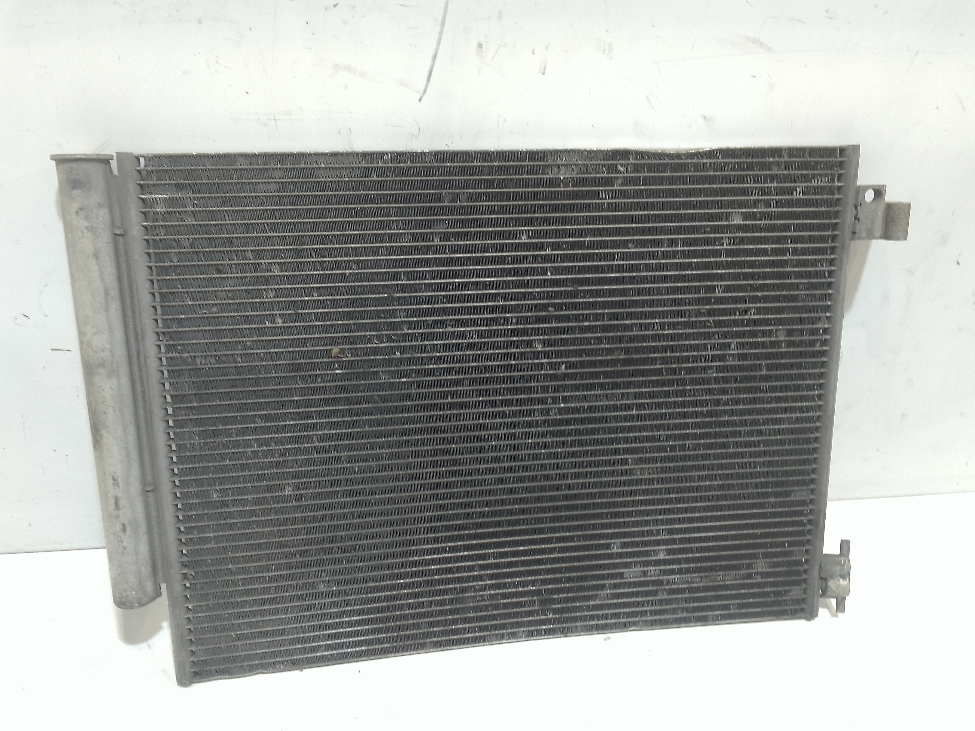 Radiatore Riscaldamento 271151577R Usato