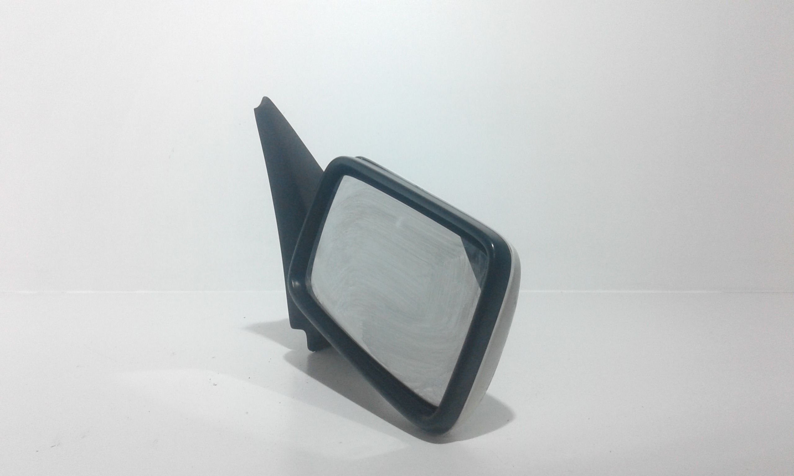 Retrovisore Est. Destro 6K1857508 Usato