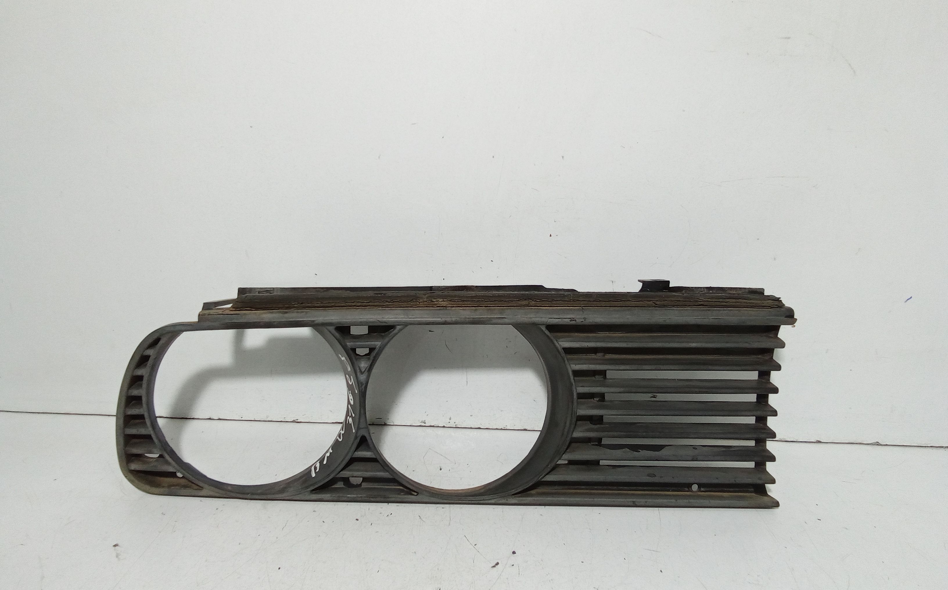 Cornice Proiettore Destro Usato