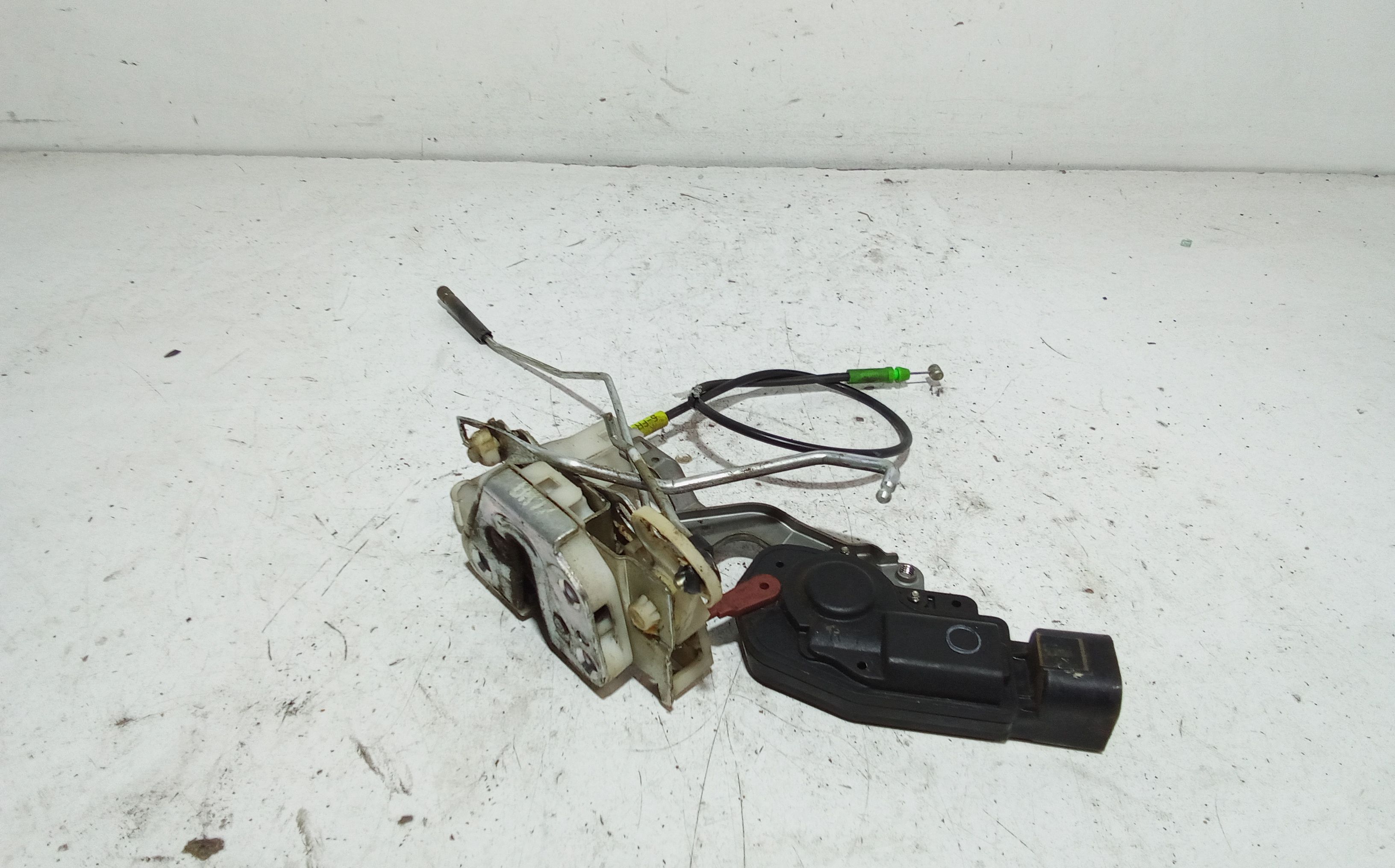 Serratura Porta Ant. Destro 690300H020 Usato