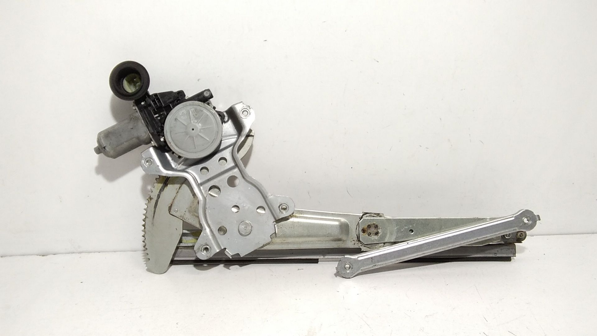 Alzacristallo Porta Ant. Sinistro 8344062J00000 Usato