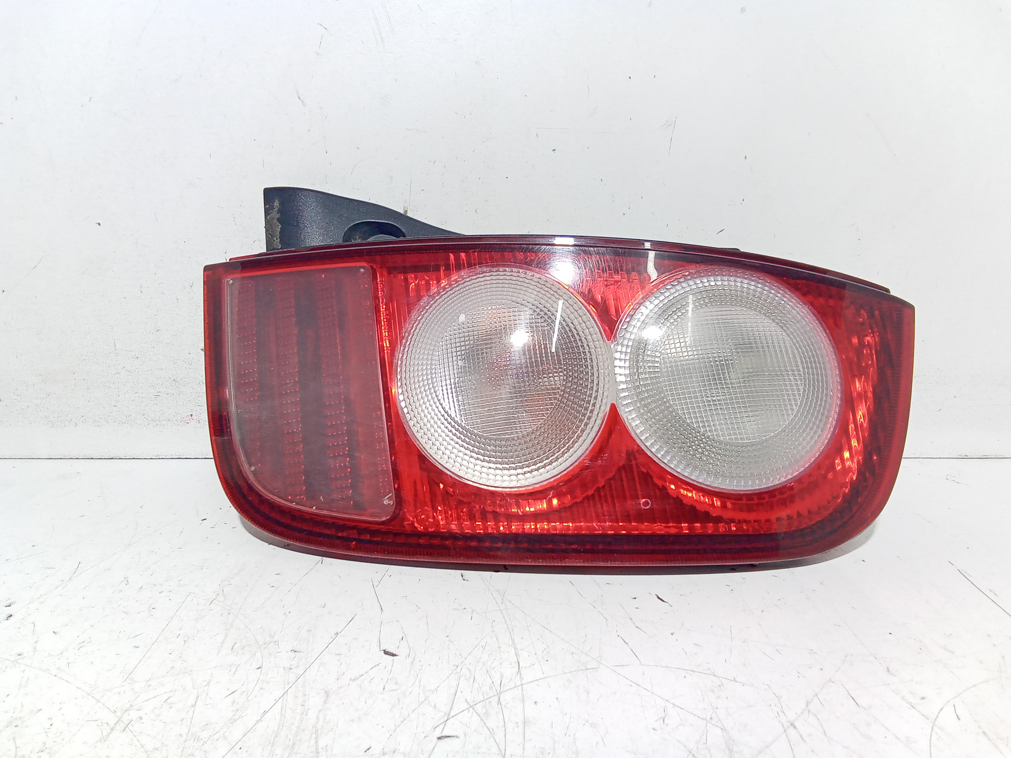 Fanale Post. Destro 265501F505 Usato