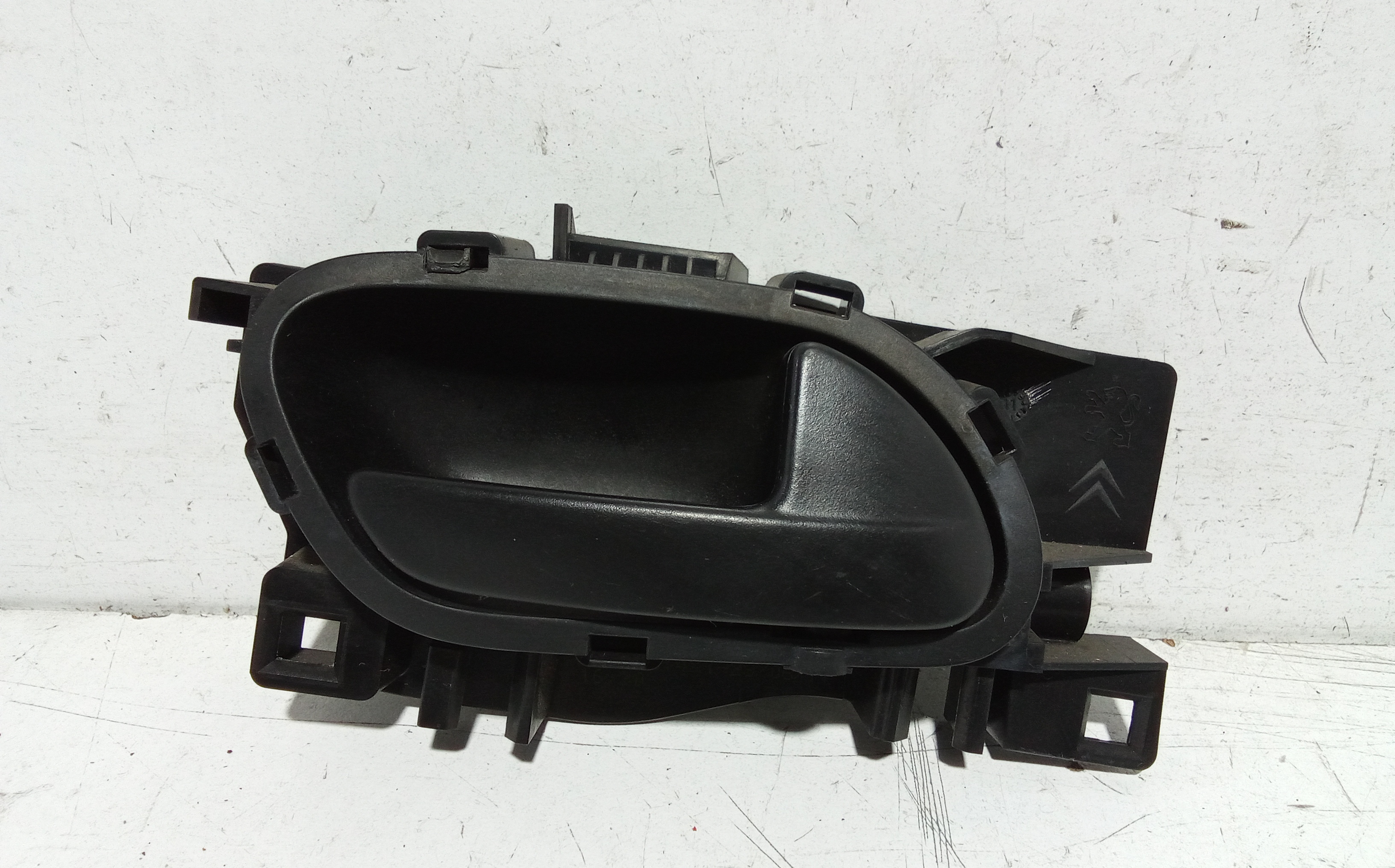 Maniglia Int. Apertura Porta Ant. Destro Usato