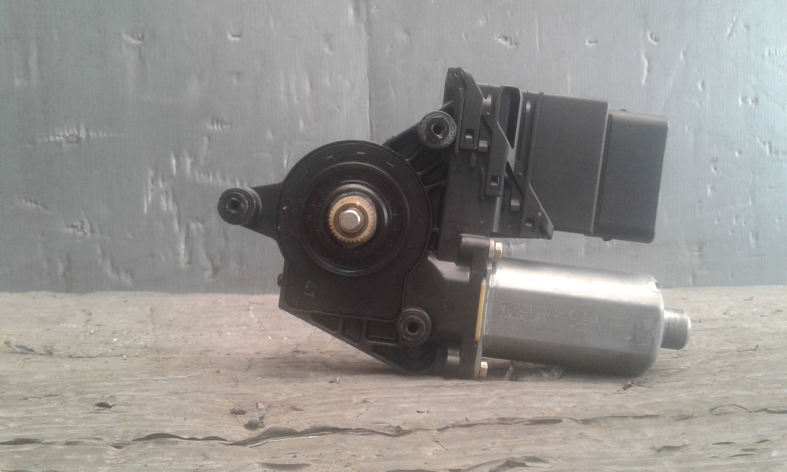 Motorino Alzacristallo Porta Post. Destro 1C0959812001 Usato