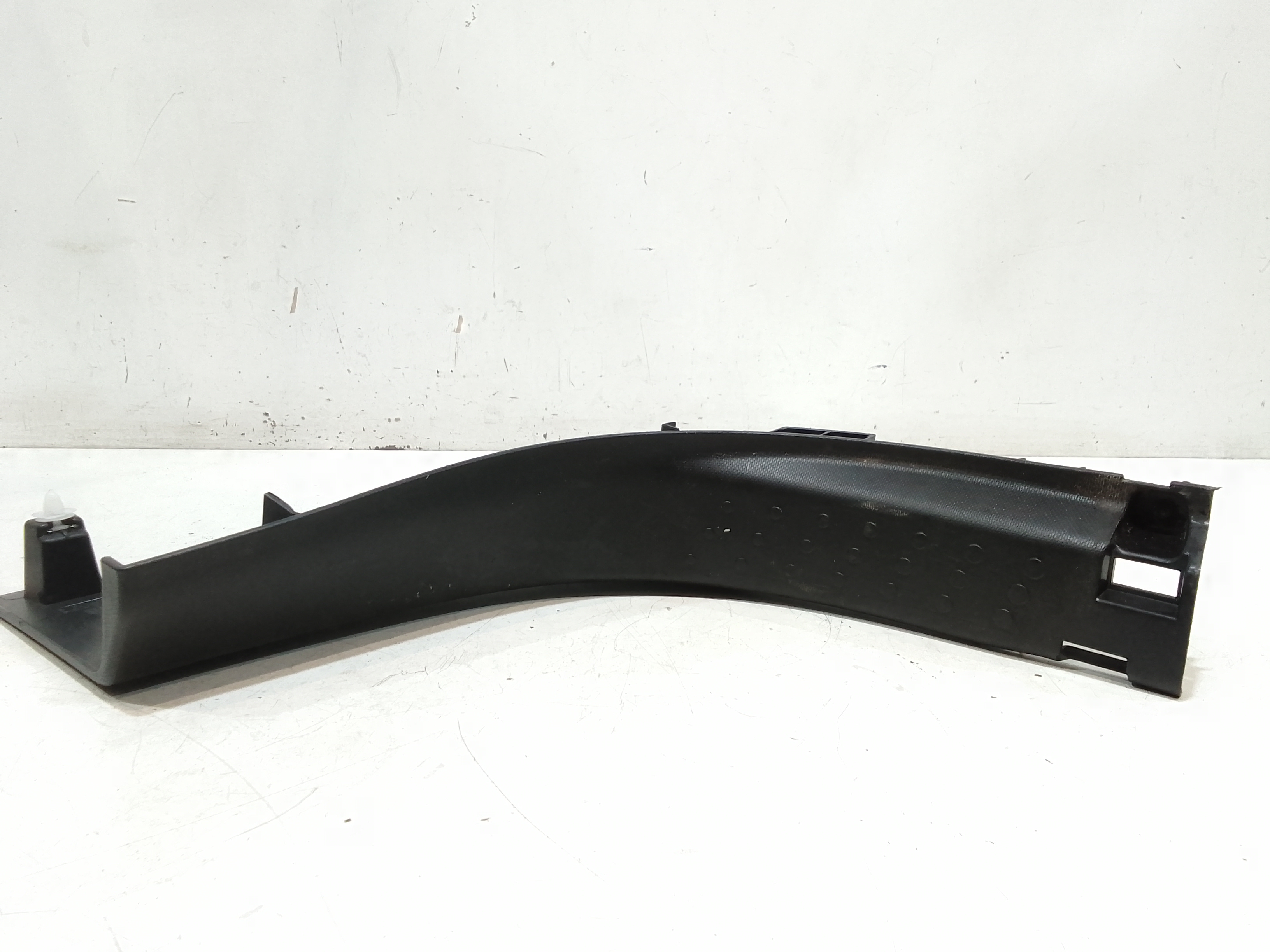 Rivestimento Int. Sup. Montante Centr. Destro Usato