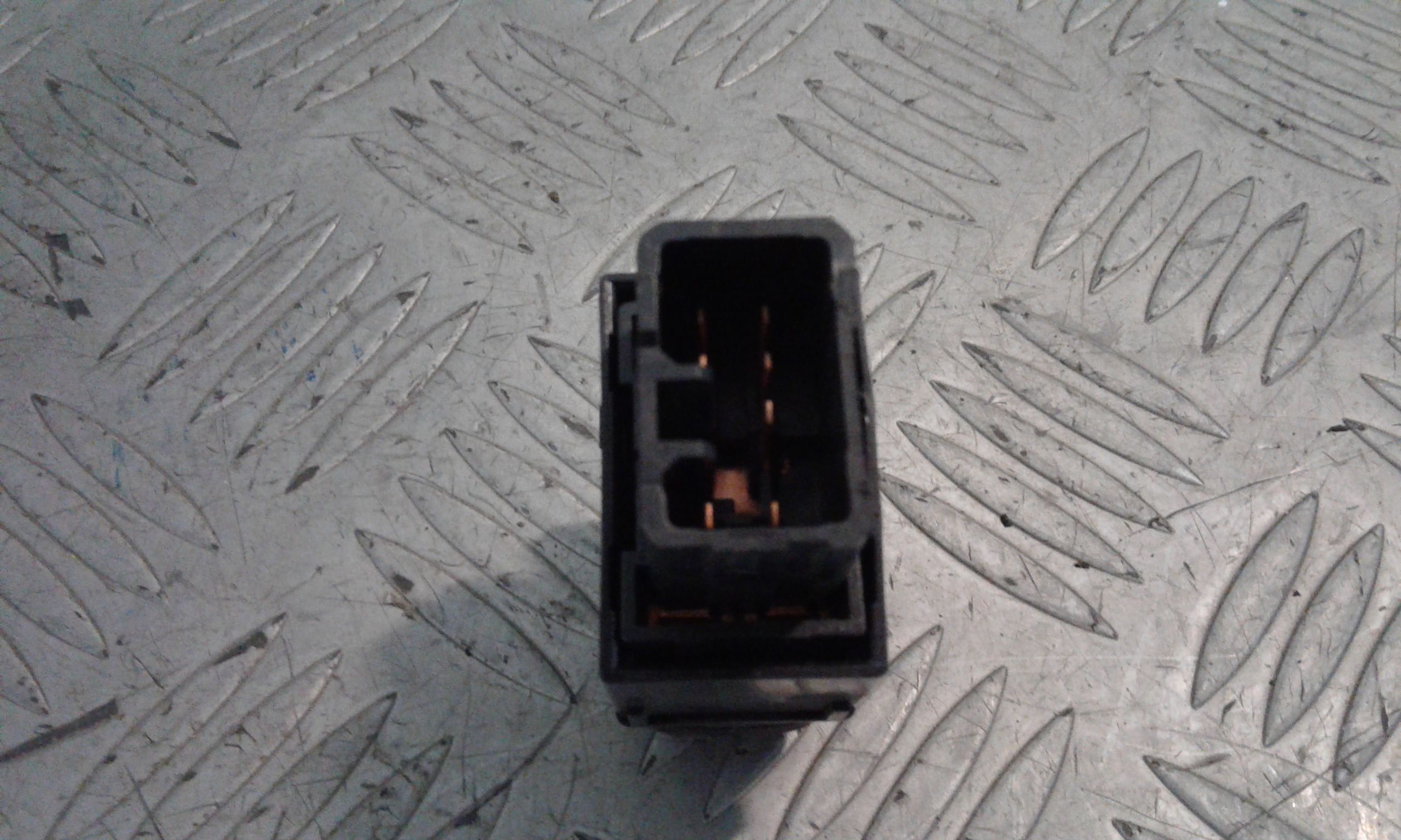 Interruttore Alzacristalli Porta Ant. Destro Usato