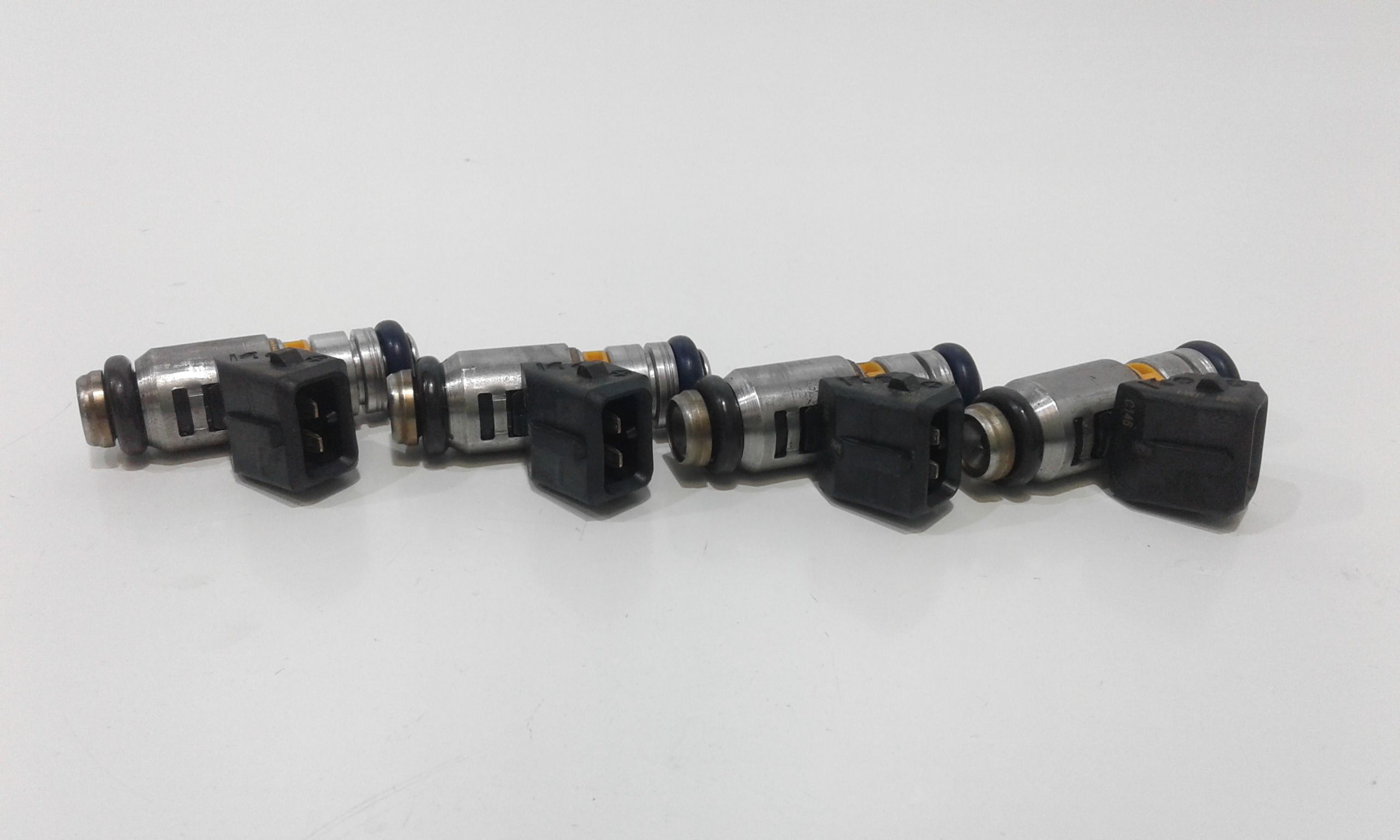 Iniettore 55223281 Usato