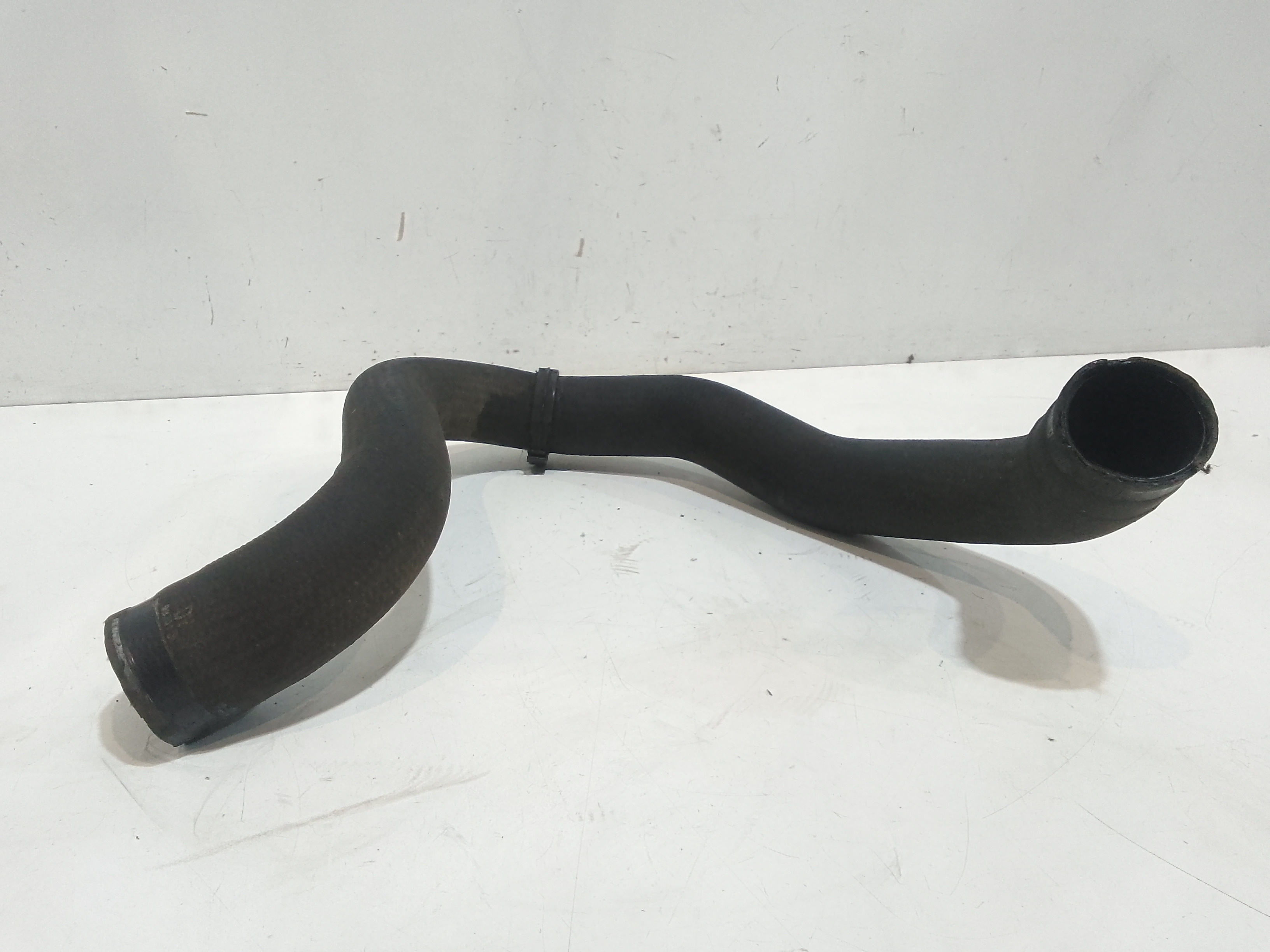 Tubo Entrata Scambiatore Aria/aria 9820100680 Usato