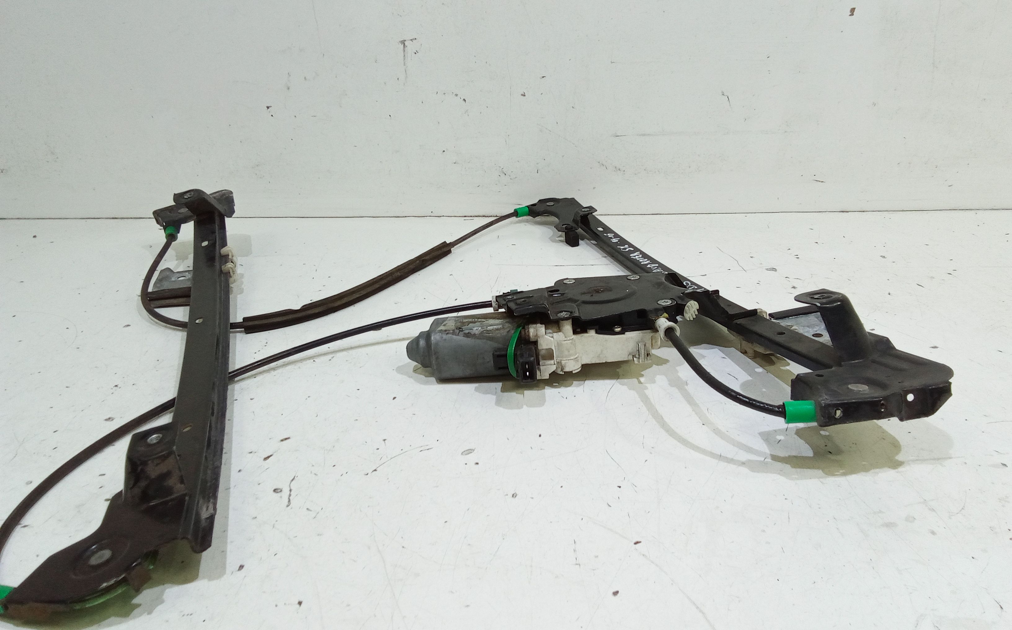 Alzacristallo Porta Ant. Destro Usato