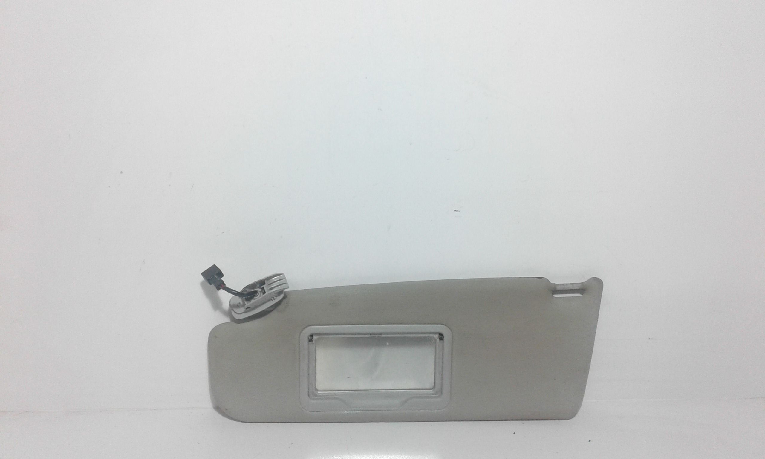 Aletta Parasole Parabrezza Sinistro 3B0857551AM2F4 Usato