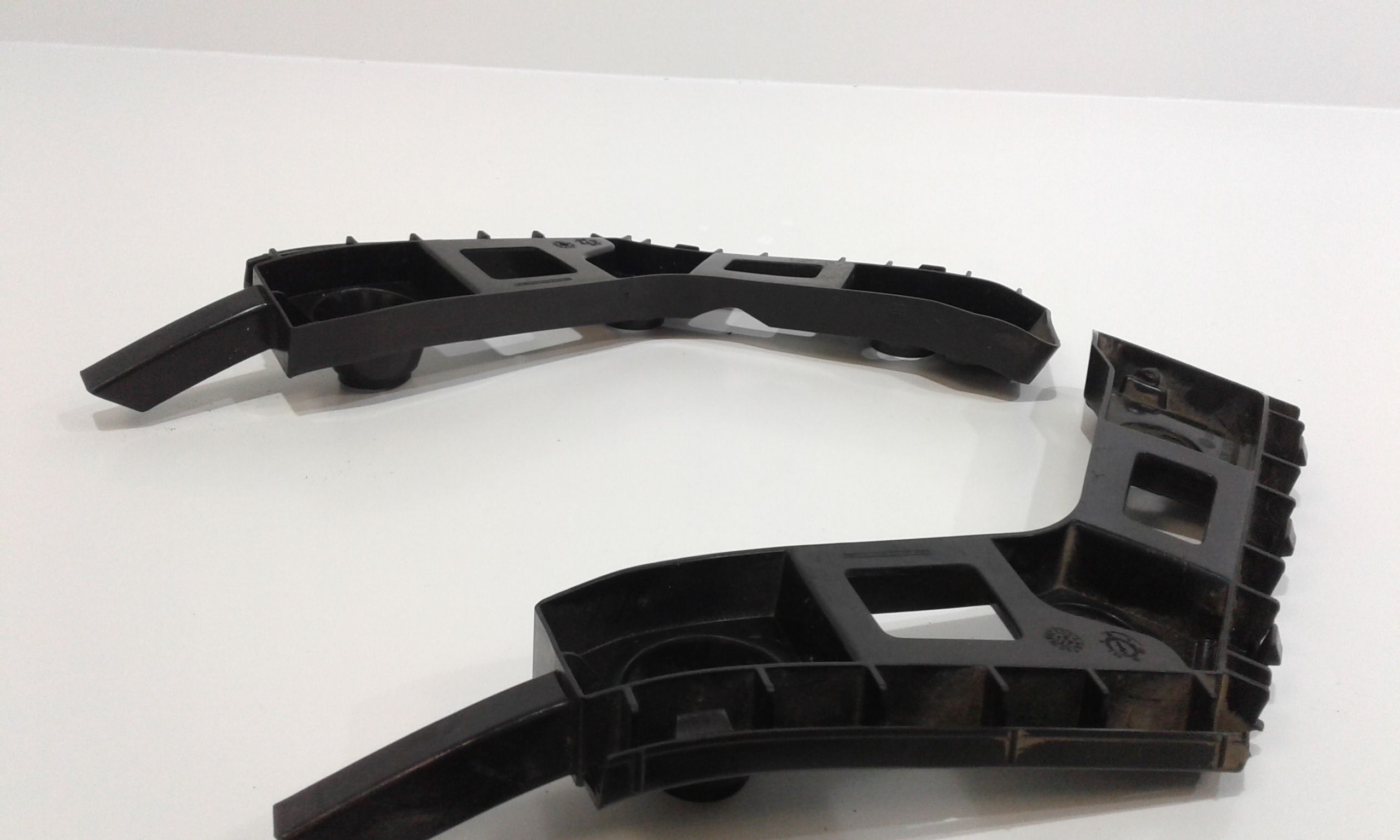 Supporto Paraurti Ant. Usato