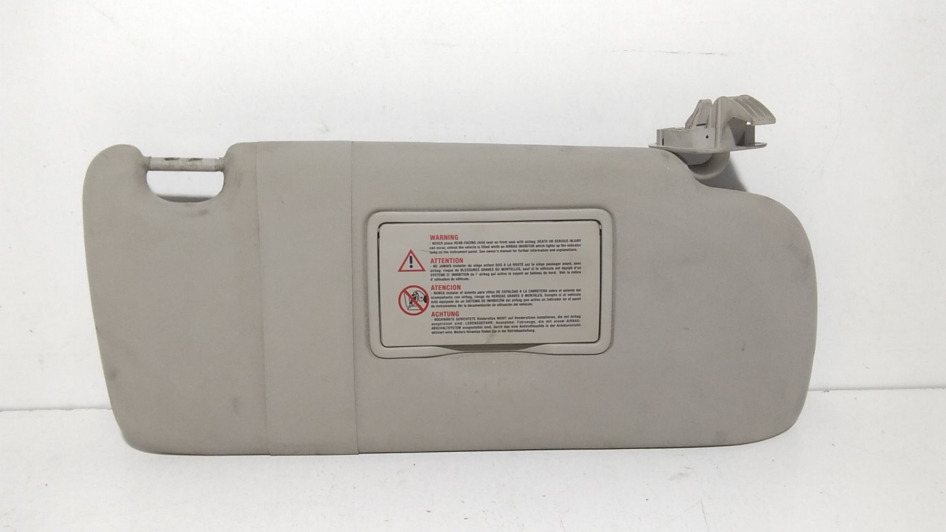 Aletta Parasole Parabrezza Destro 8200413904 Usato