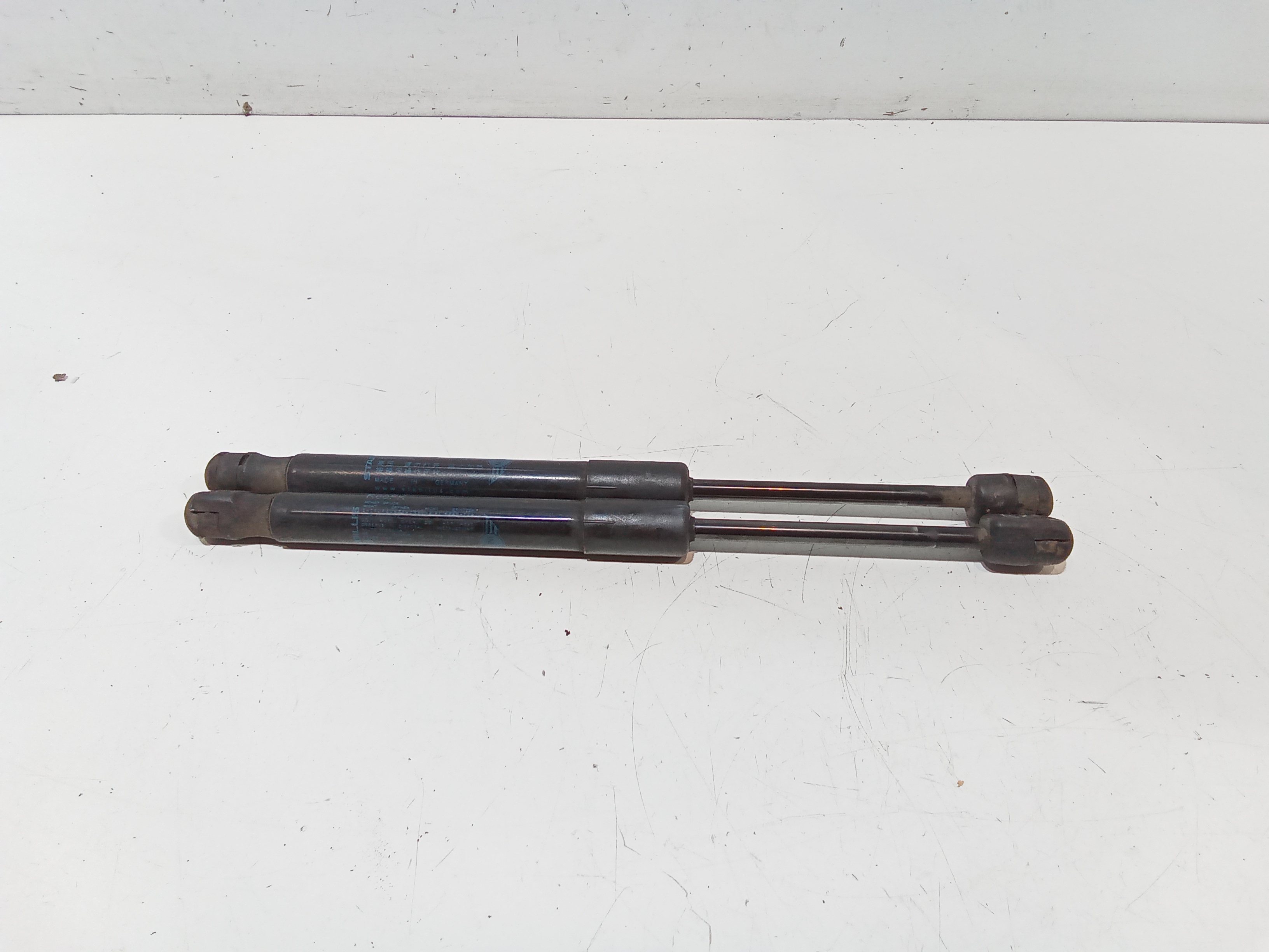 Asta Ammortizzante Cofano Ant. Usato