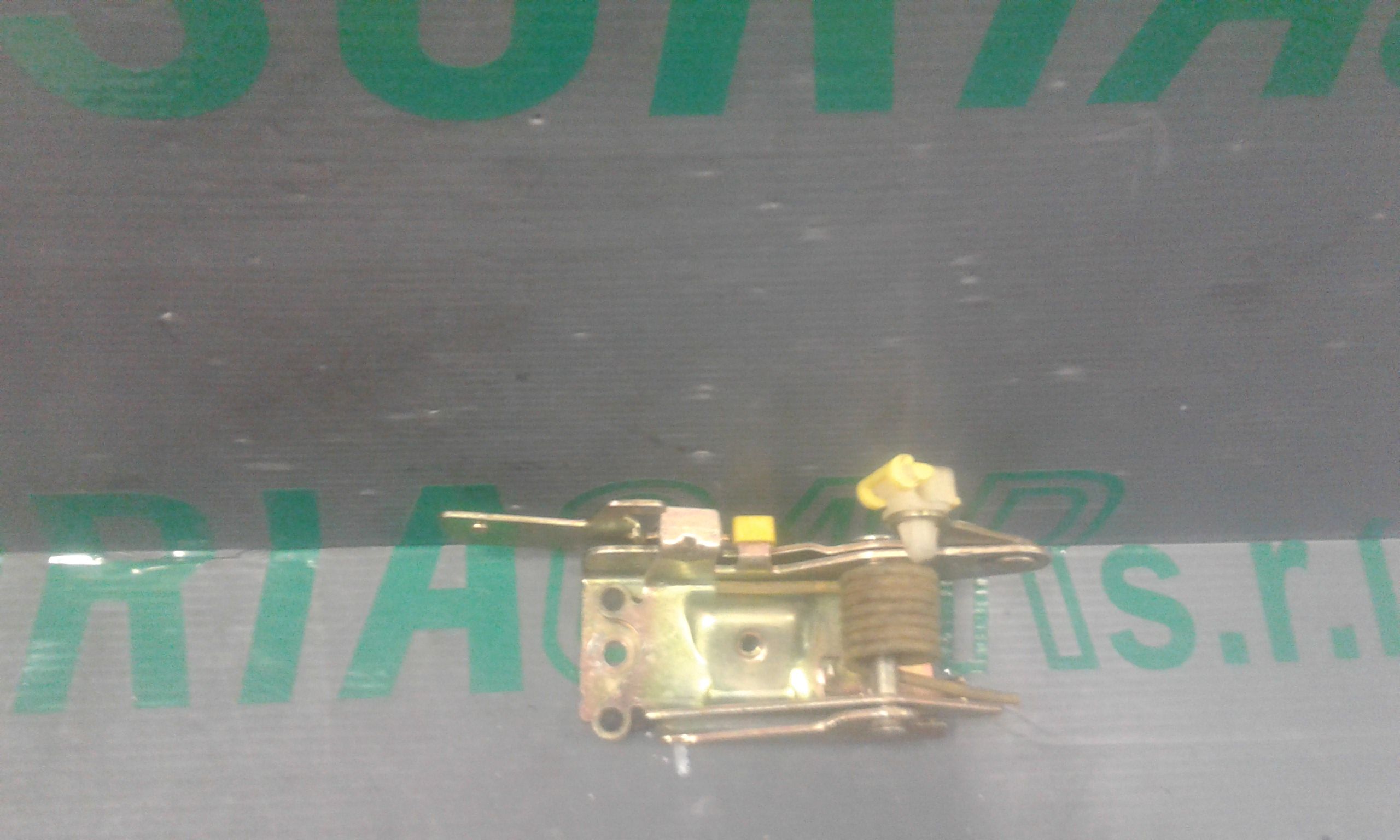 Serratura Porta Post. Destro Usato