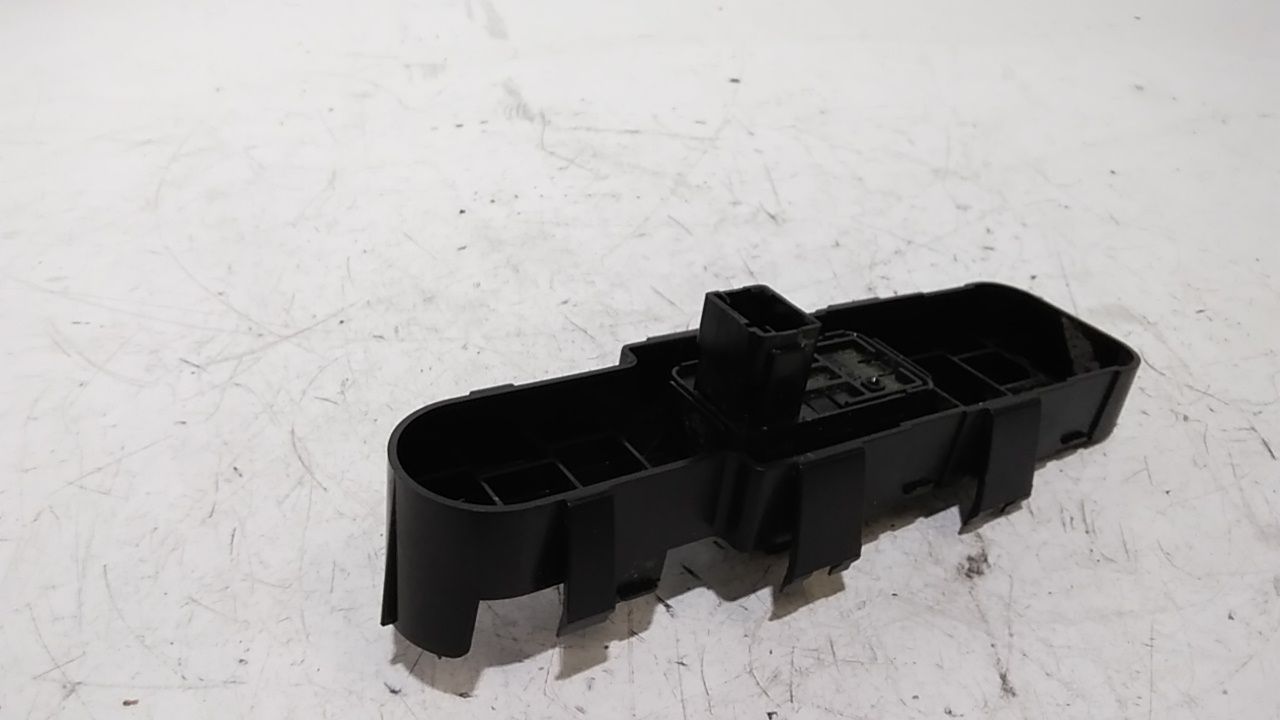 Interruttore Alzacristalli Porta Post. Destro Usato