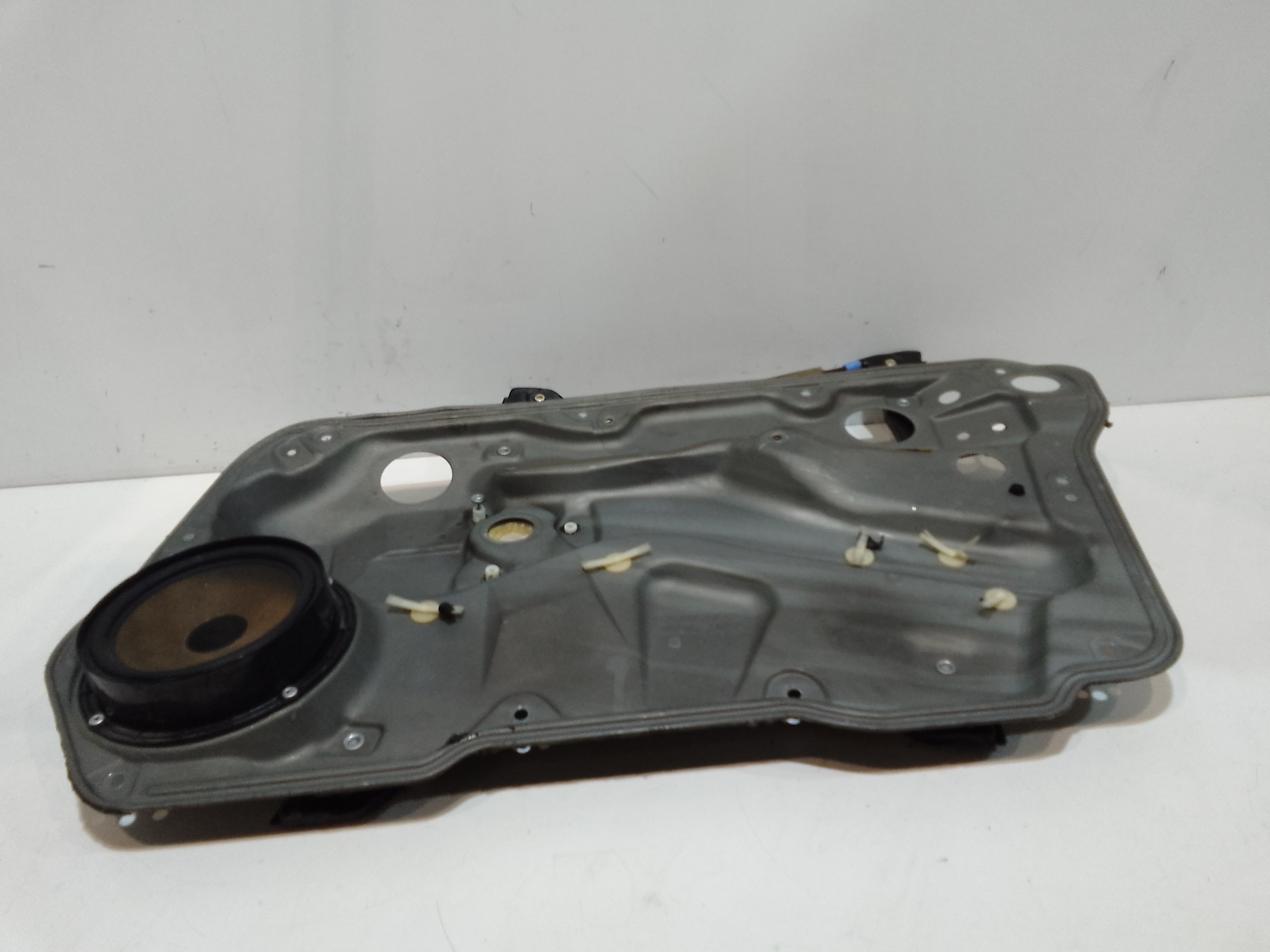 Alzacristallo Porta Ant. Destro Usato