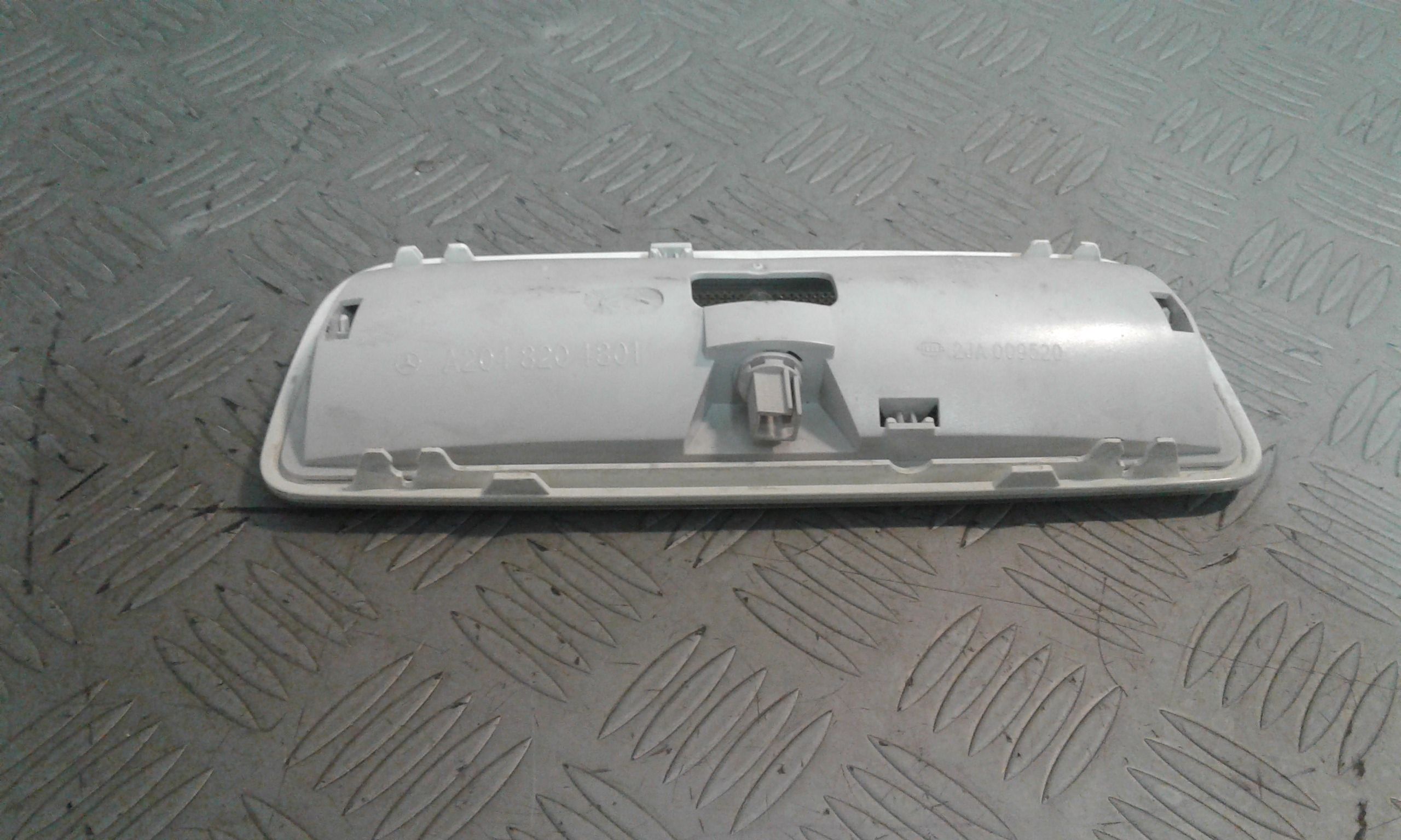 Luce Cortesia Ant. Tetto A00090009029051 Usato