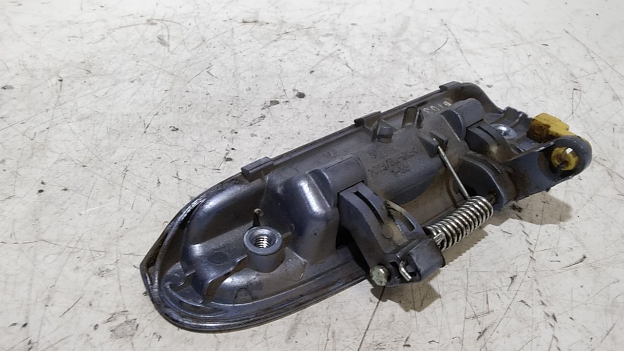 Maniglia Porta Post. Sinistro 8365007000 Usato