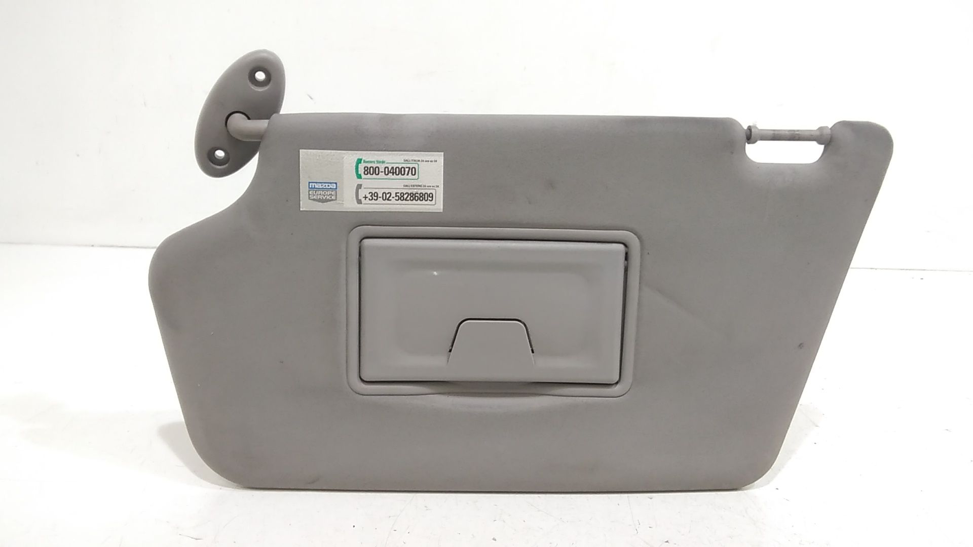 Aletta Parasole Parabrezza Sinistro DD106932094 Usato