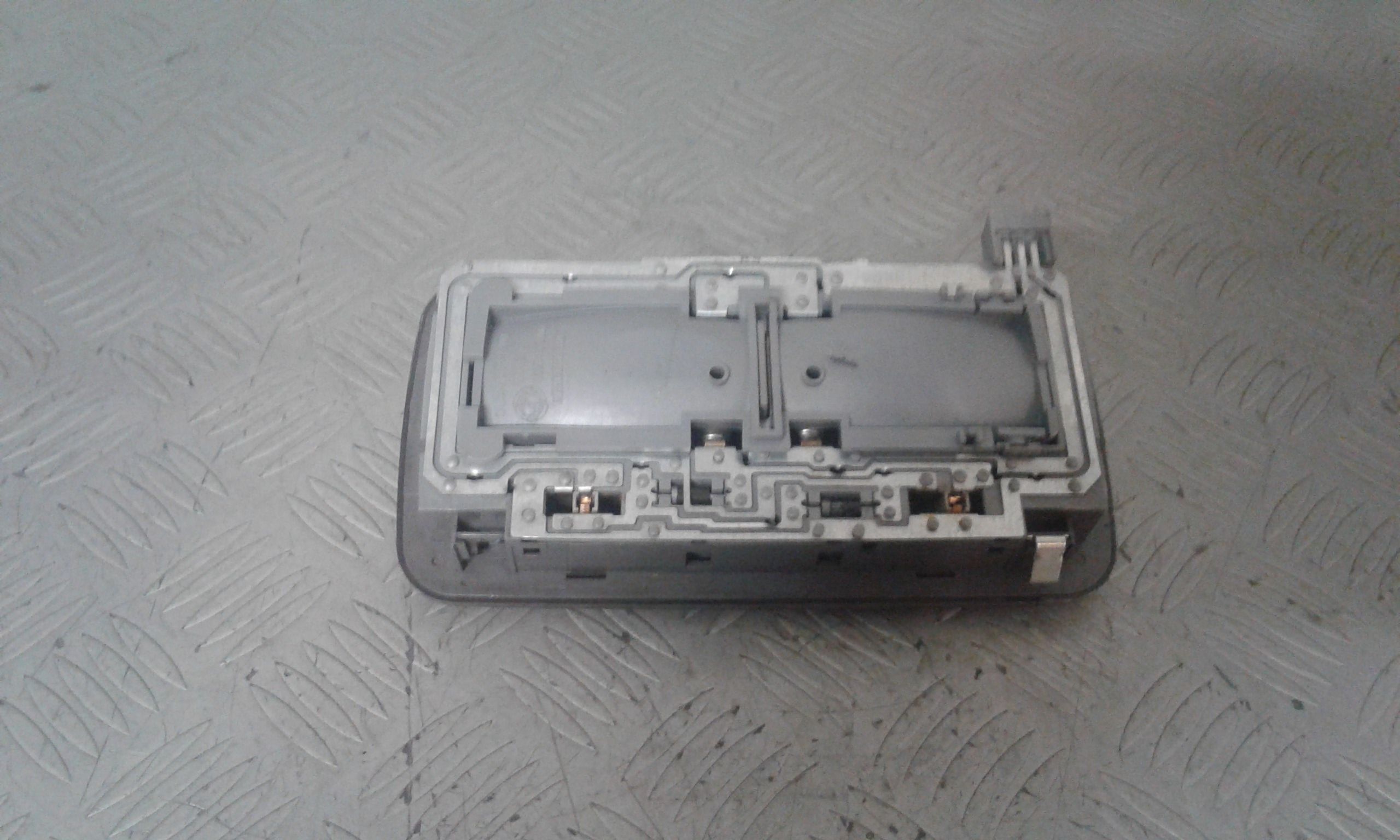 Luce Cortesia Ant. Tetto 735301997 Usato