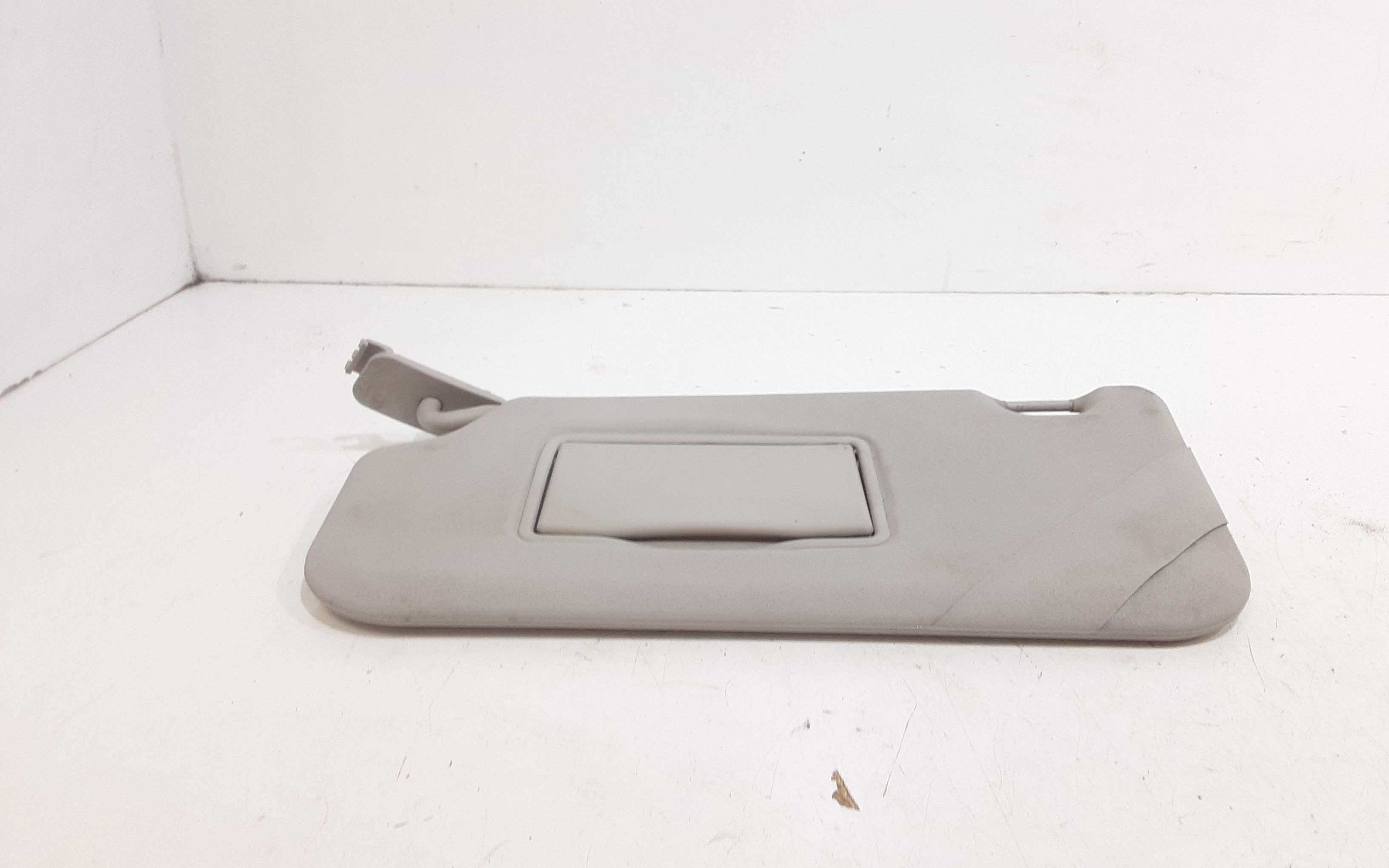 Aletta Parasole Parabrezza Sinistro 1783039 Usato