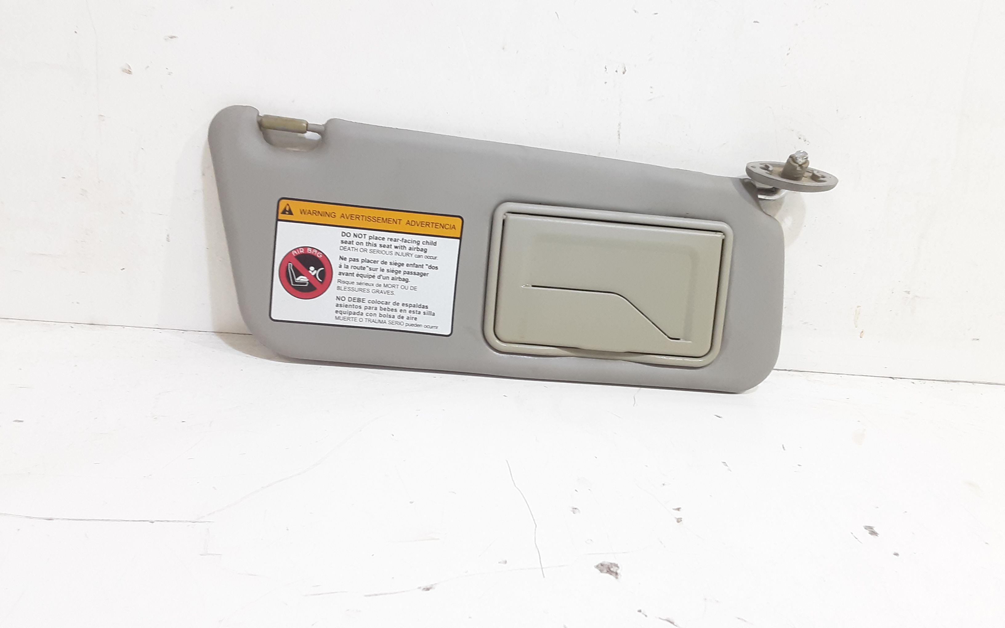 Aletta Parasole Parabrezza Destro 96279929 Usato