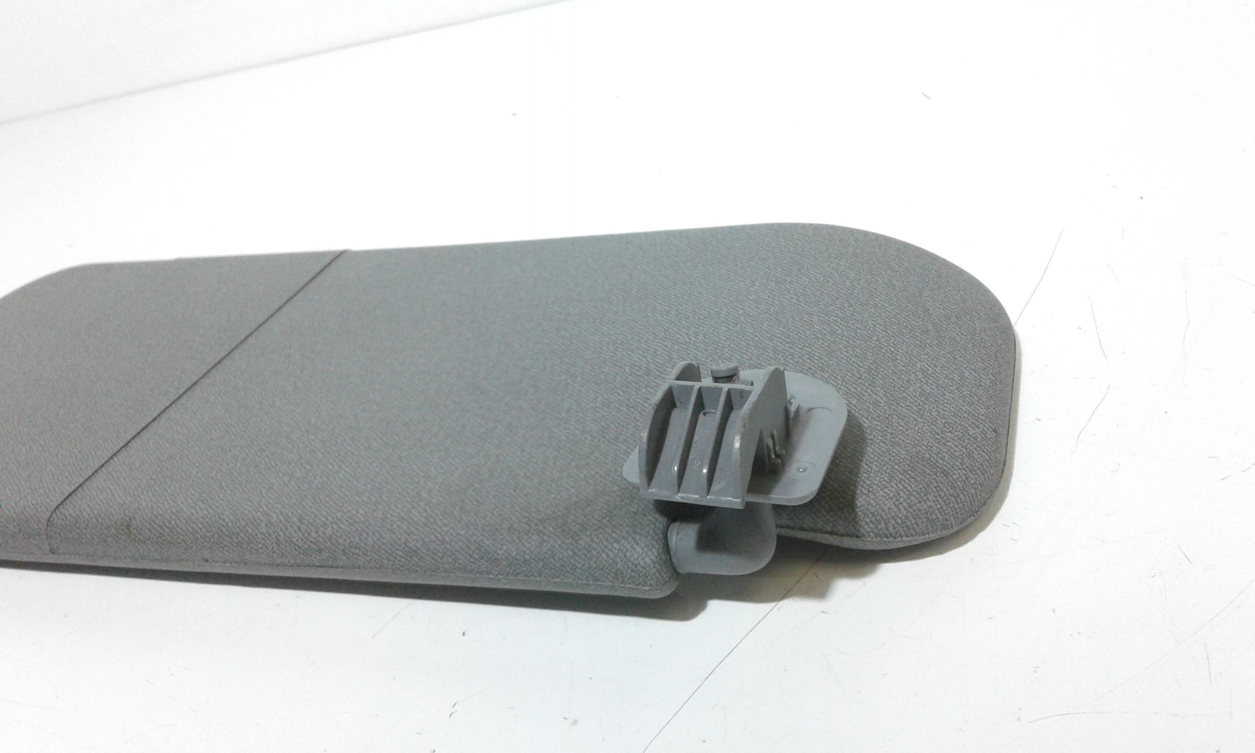 Aletta Parasole Parabrezza Sinistro 96537730 Usato