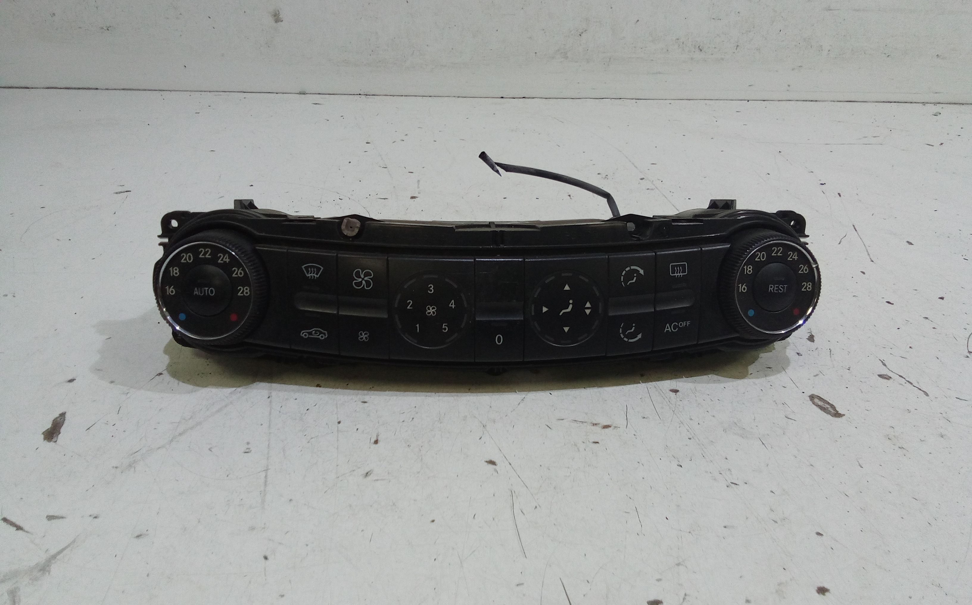 Blocco Comando Climatizzazione A2118301785 Usato