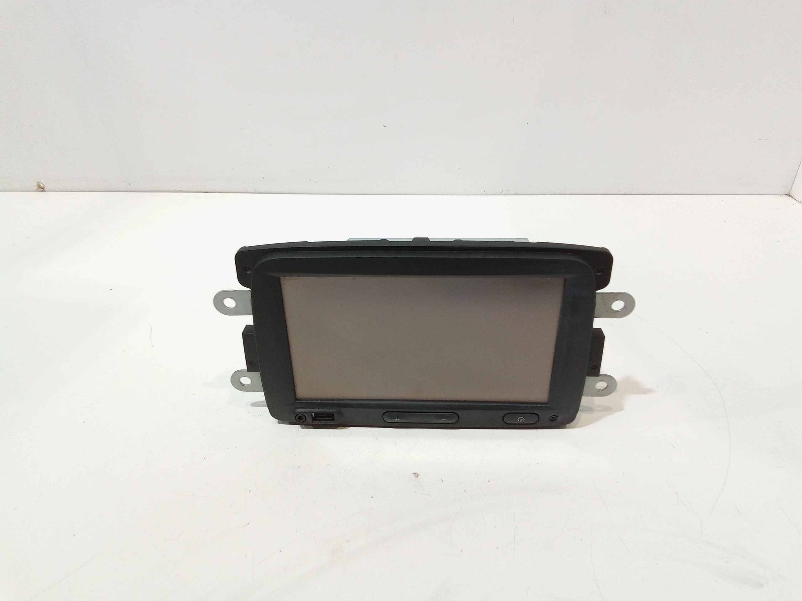 Radio C/sistema Di Navigatore Satellitare Usato