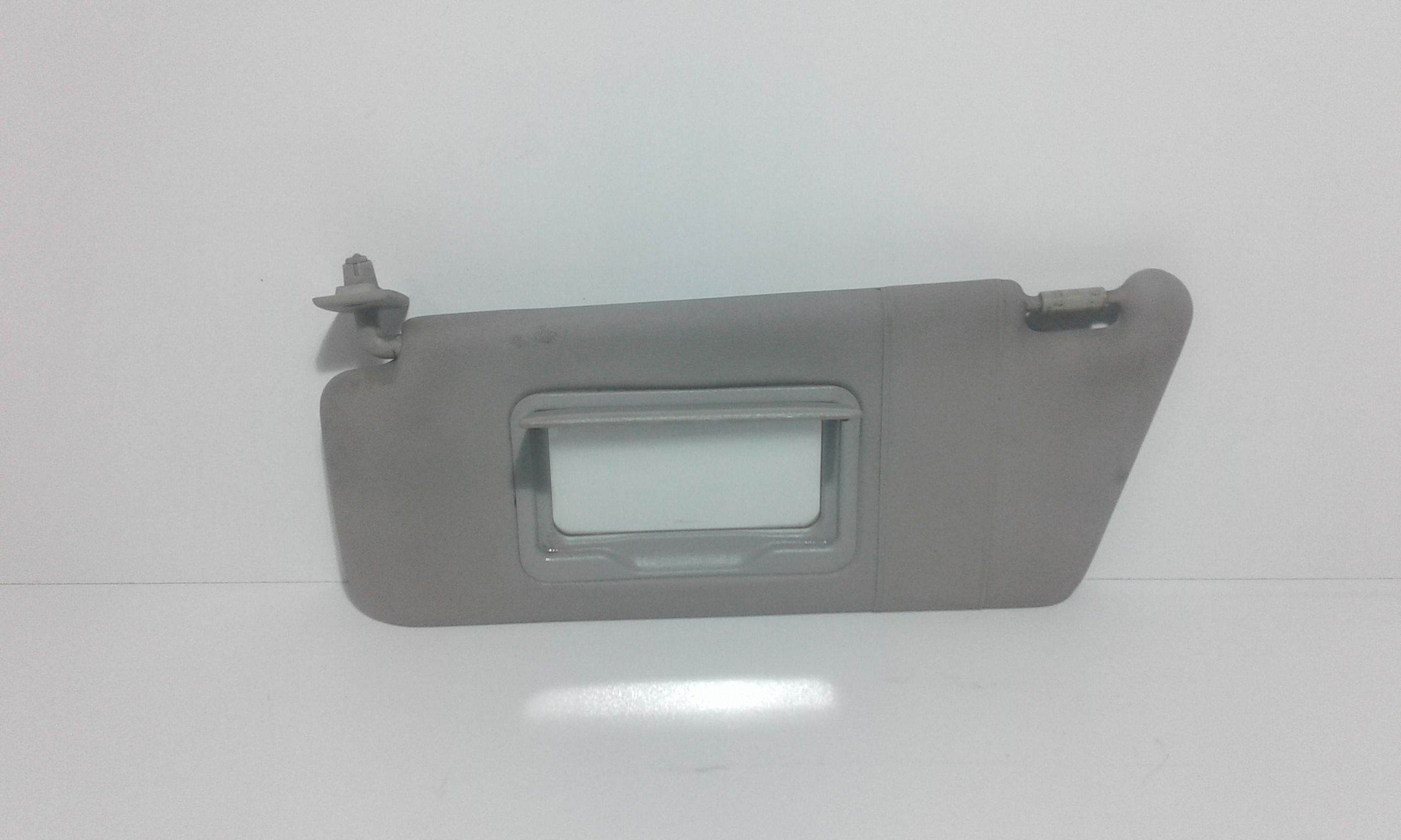 Aletta Parasole Parabrezza Sinistro Usato