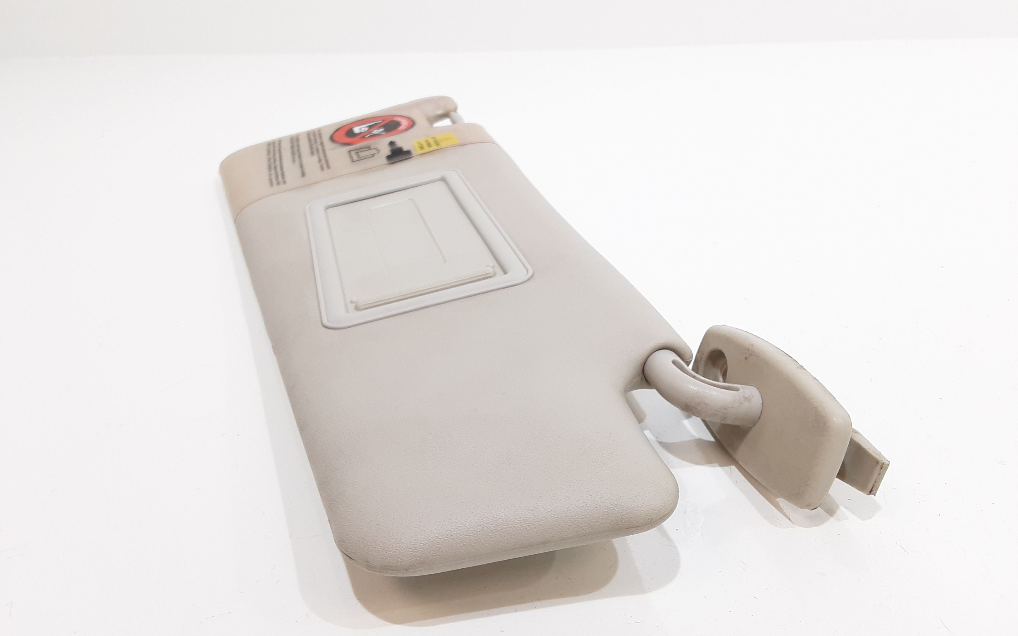 Aletta Parasole Parabrezza Destro 735361684 Usato