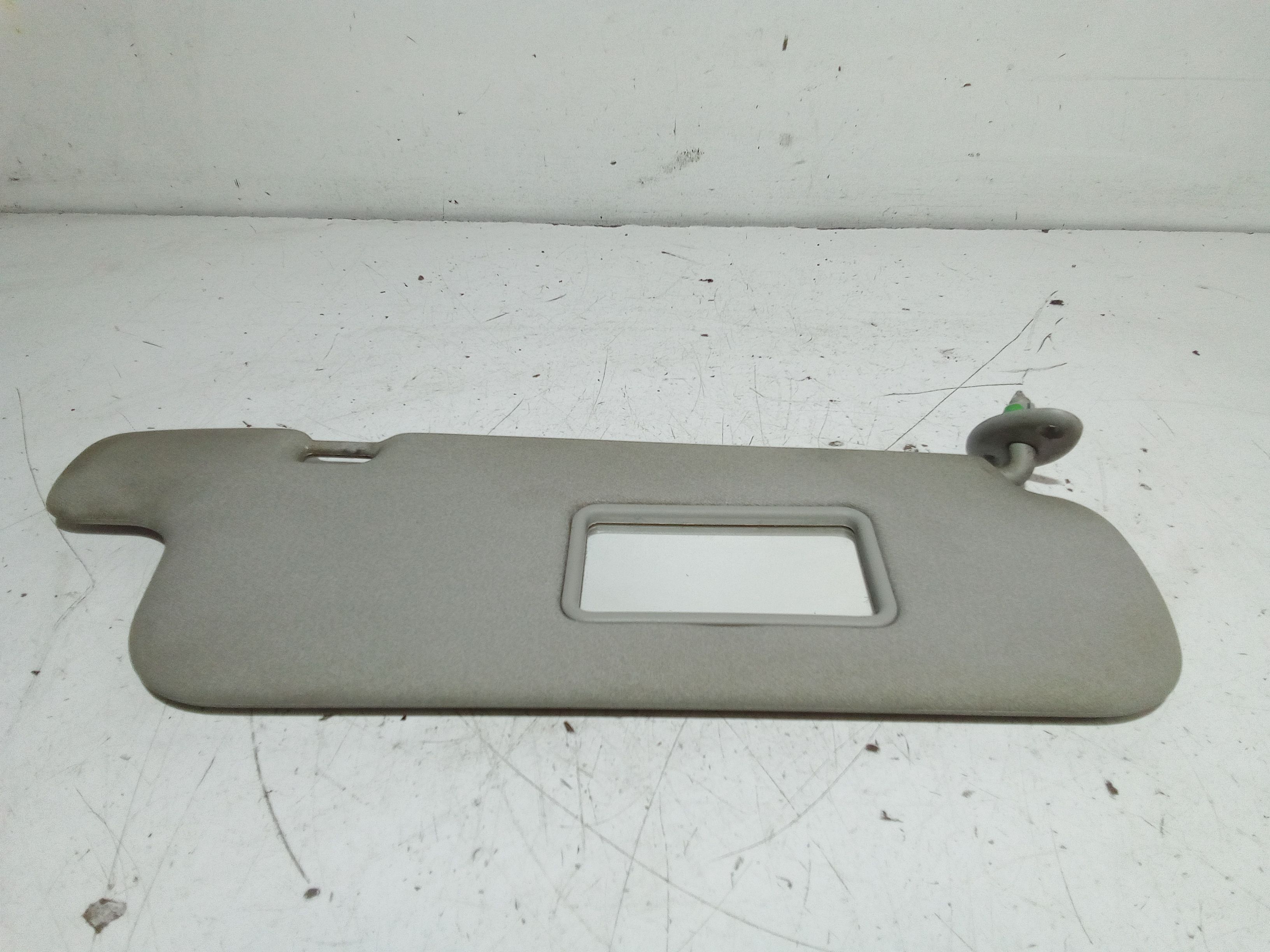 Aletta Parasole Parabrezza Destro 743100D011B0 Usato