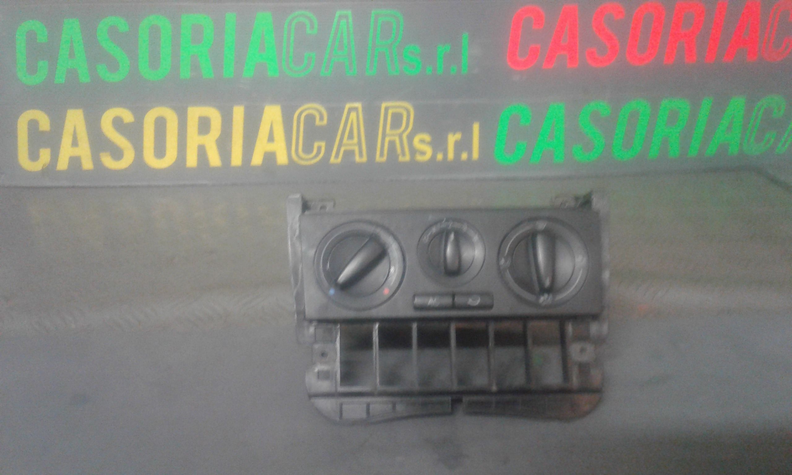 Blocco Comando Climatizzazione 6Q0819045AA Usato