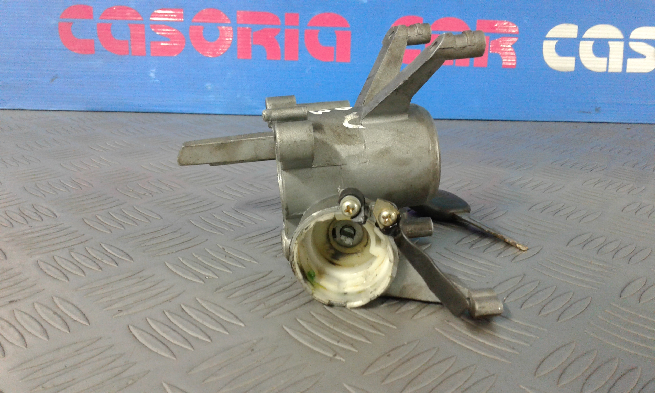 Commutatore Avviamento Con Cilindretti Serrature Usato