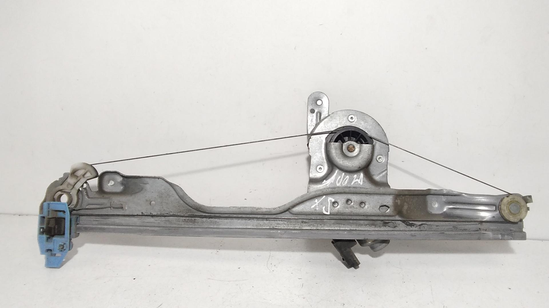 Alzacristallo Porta Ant. Sinistro Usato