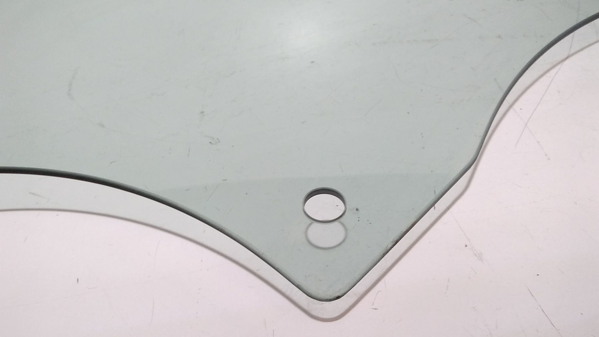 Scendente Porta Ant. Destro T4A1192 Usato