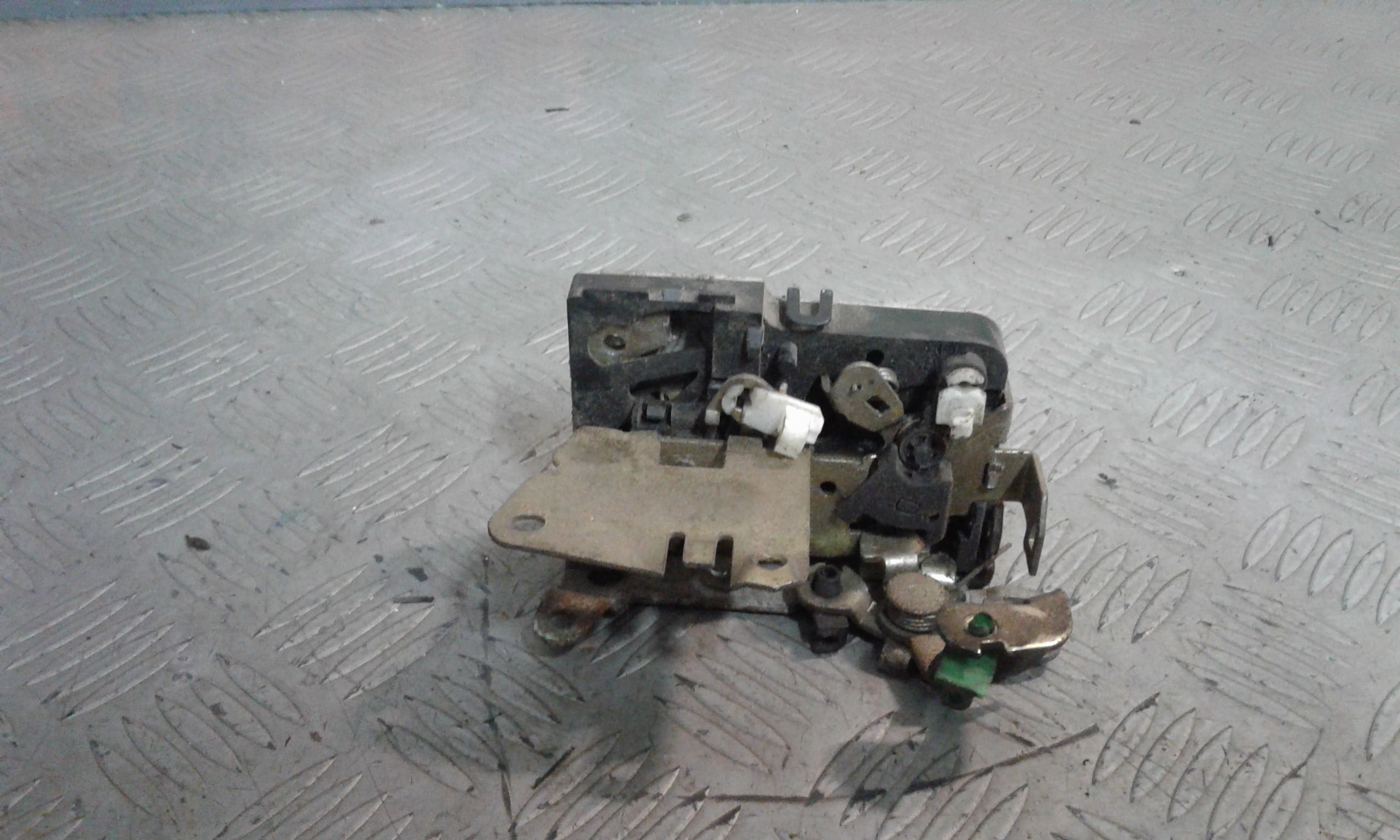 Serratura Porta Ant. Destro Usato