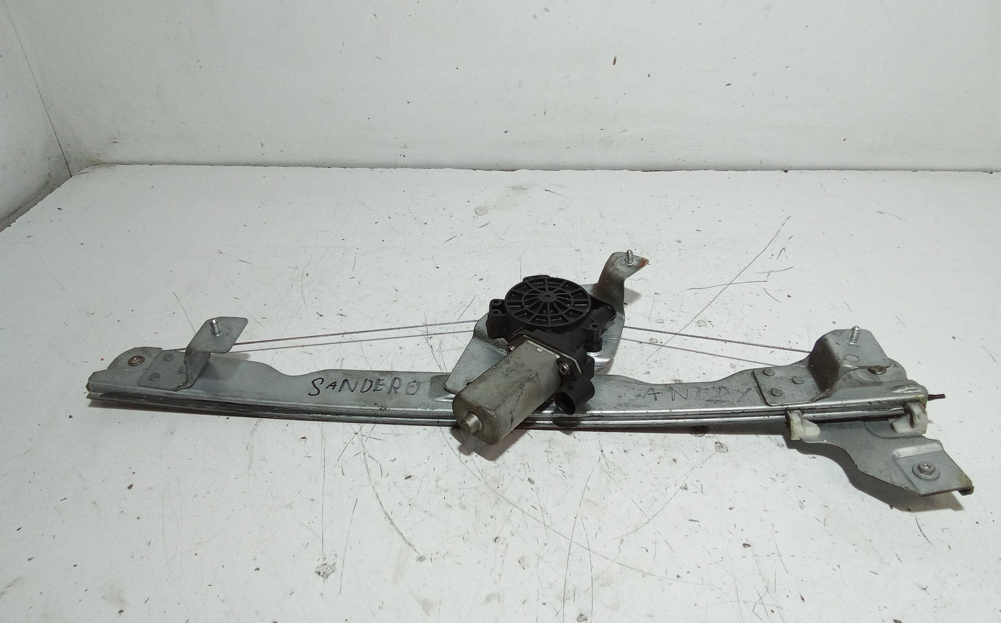 Alzacristallo Porta Ant. Destro 8200733825 Usato