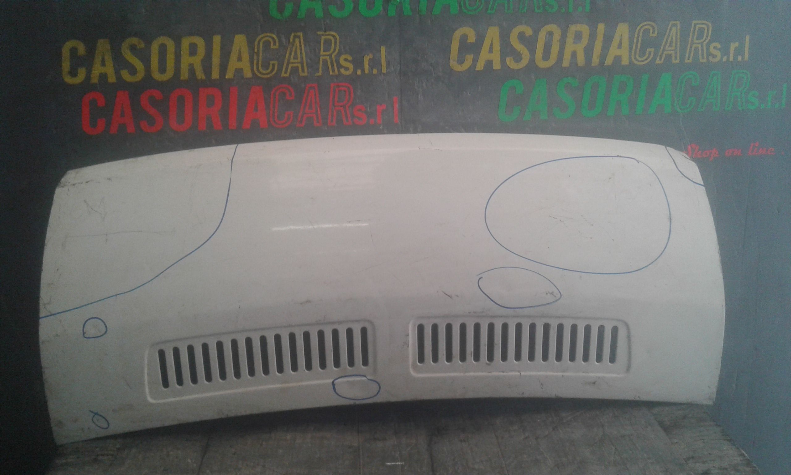 Cofano Ant. 1340587080 Usato