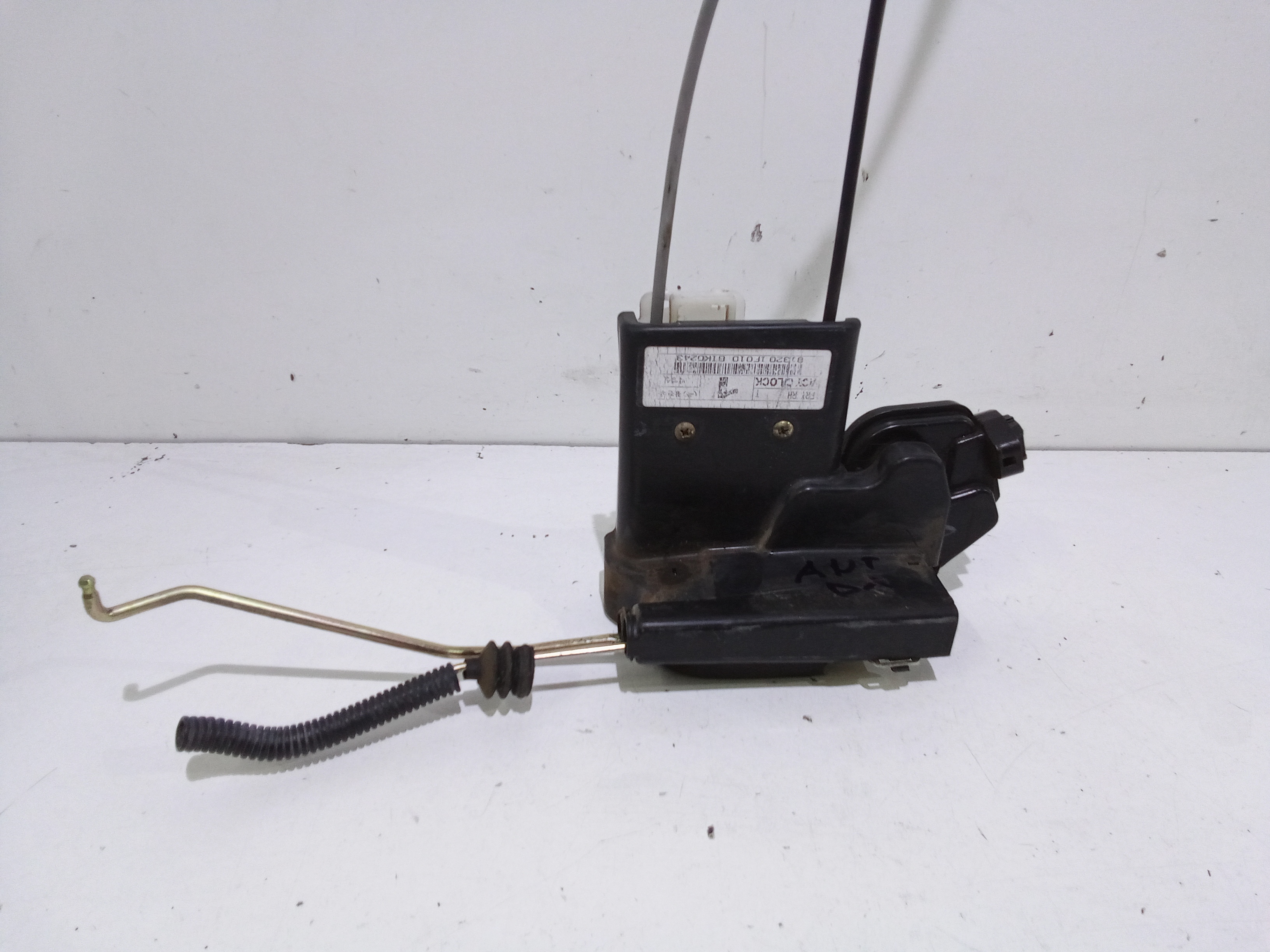 Serratura Porta Ant. Destro 813211F010 Usato