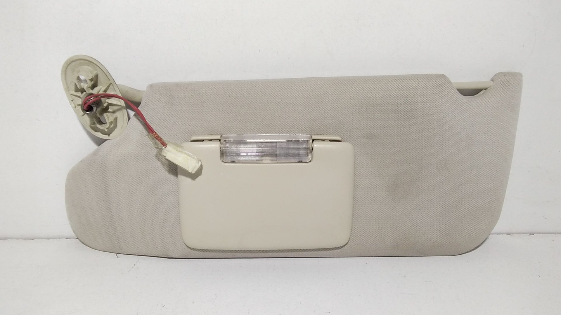 Aletta Parasole Parabrezza Sinistro K1CK11DW1AC Usato