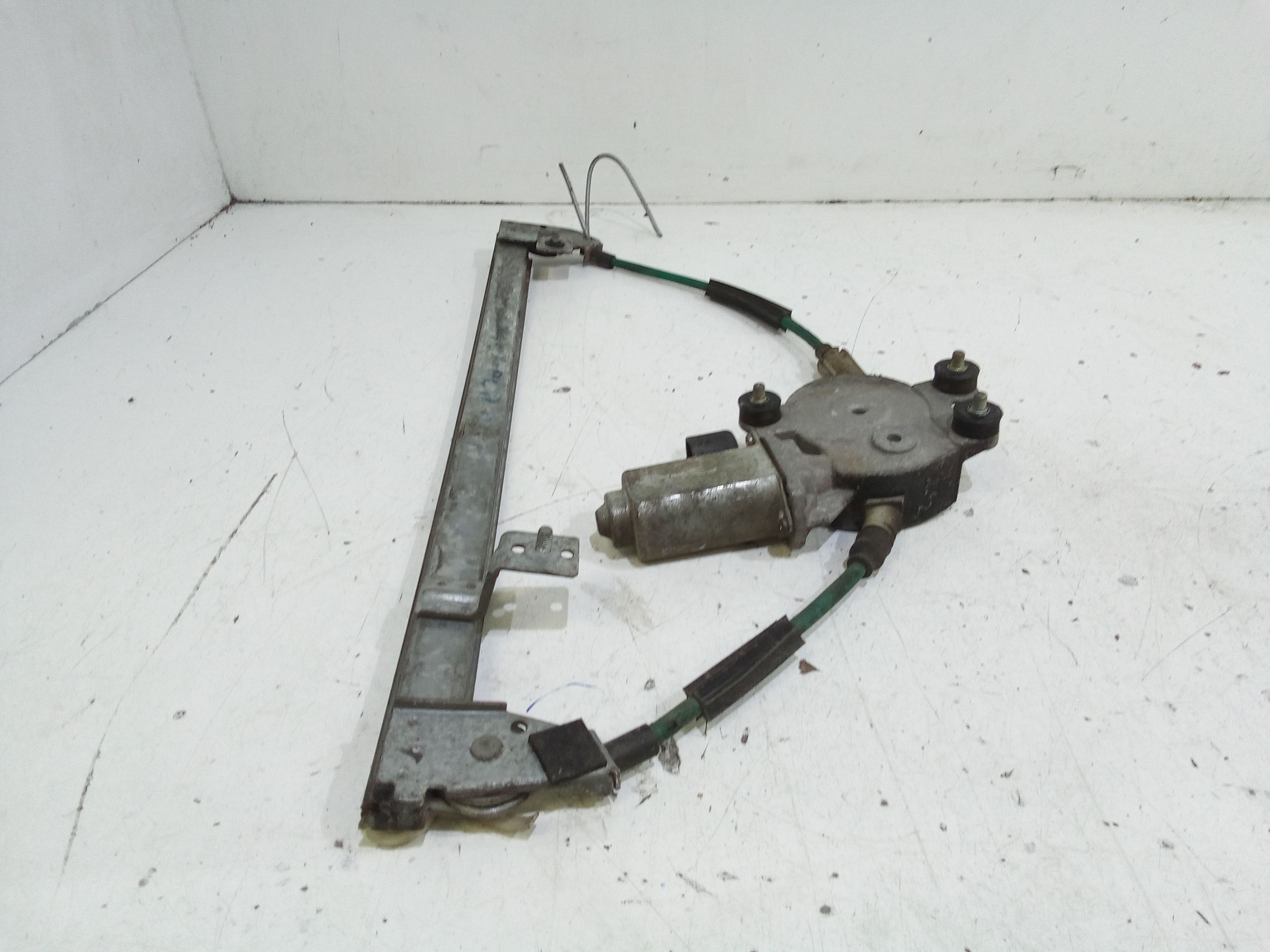 Alzacristallo Porta Ant. Destro Usato