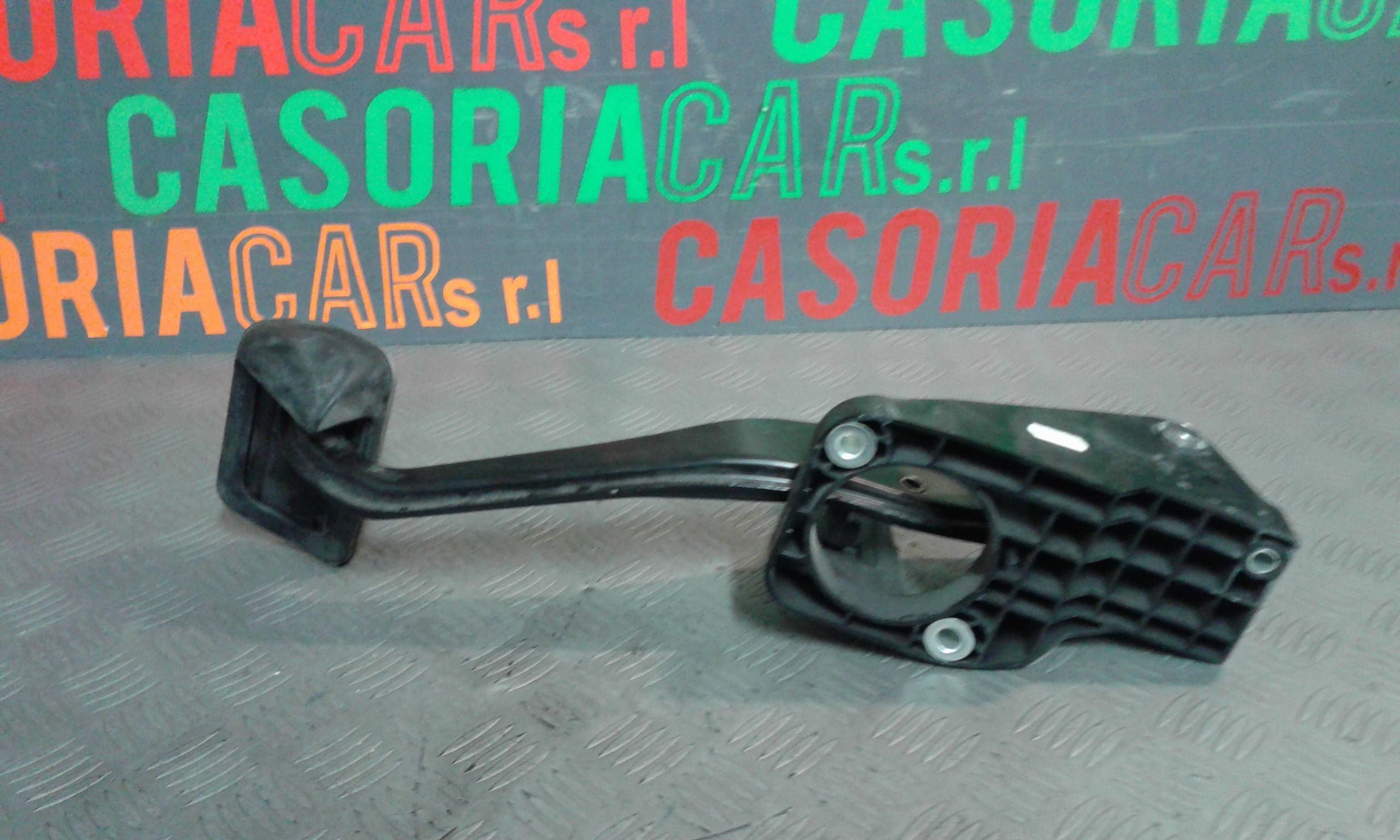 Pedale Freno A2462900400 Usato