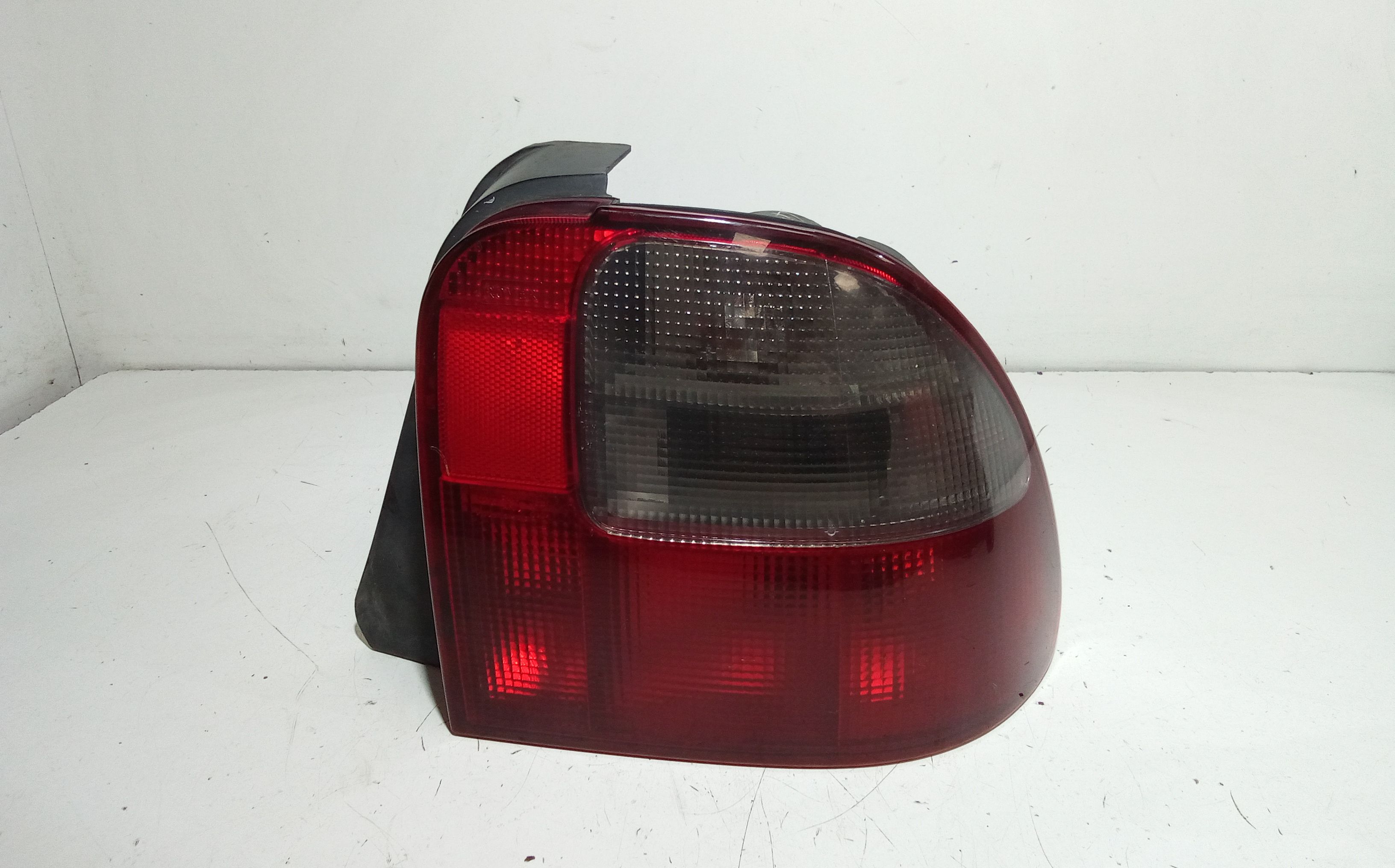 Fanale Post. Destro XFB10088 Usato